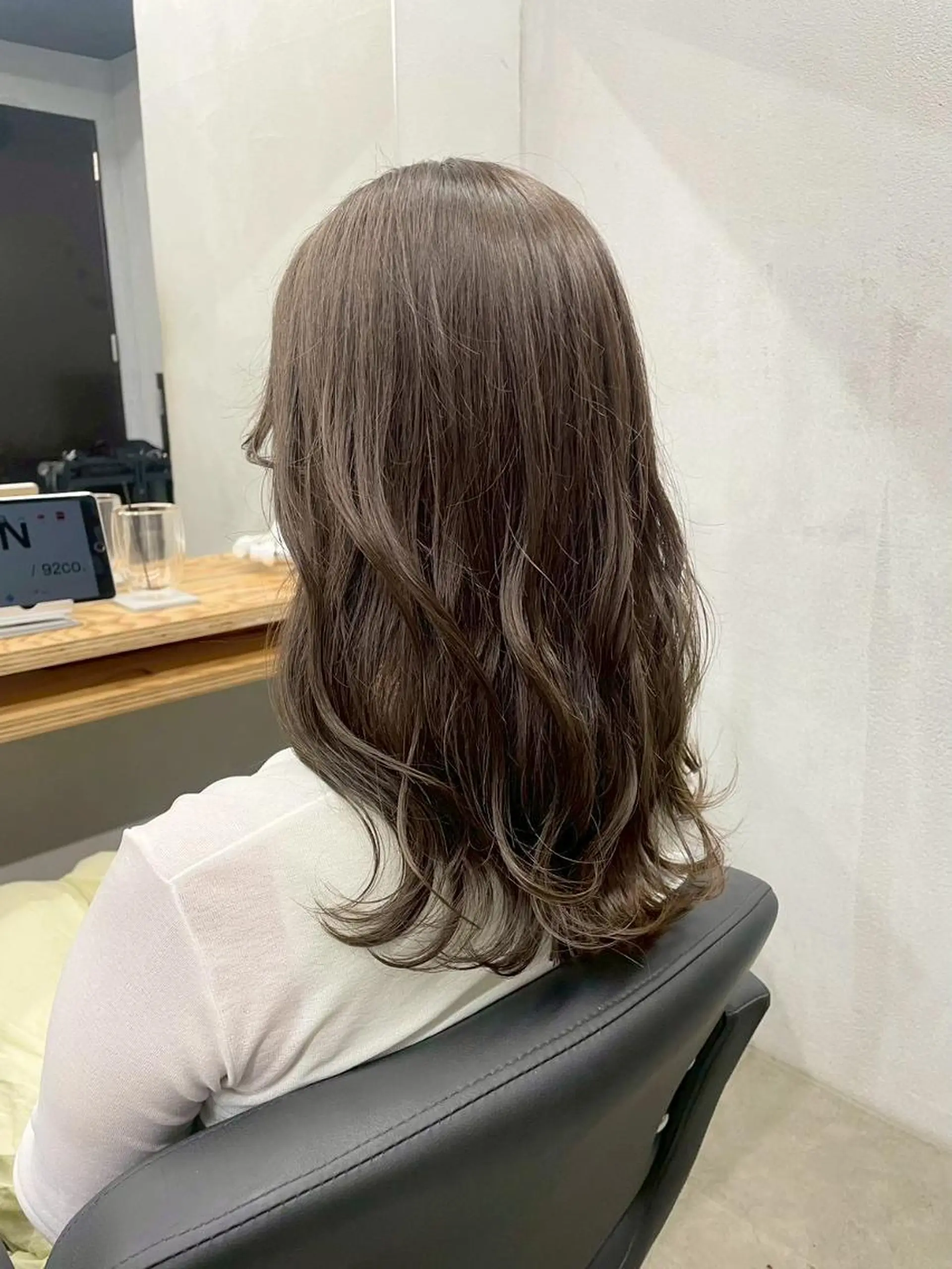 セミロング カット ヘアカラー トリートメント N 【エヌ】のヘアスタイル