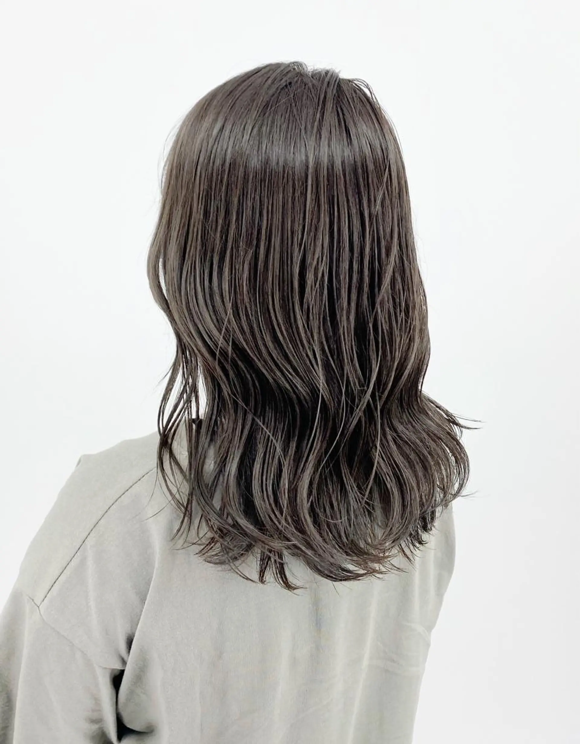 ミディアム カラー カット ヘアカラー トリートメント 大橋 拓巳のヘアスタイル