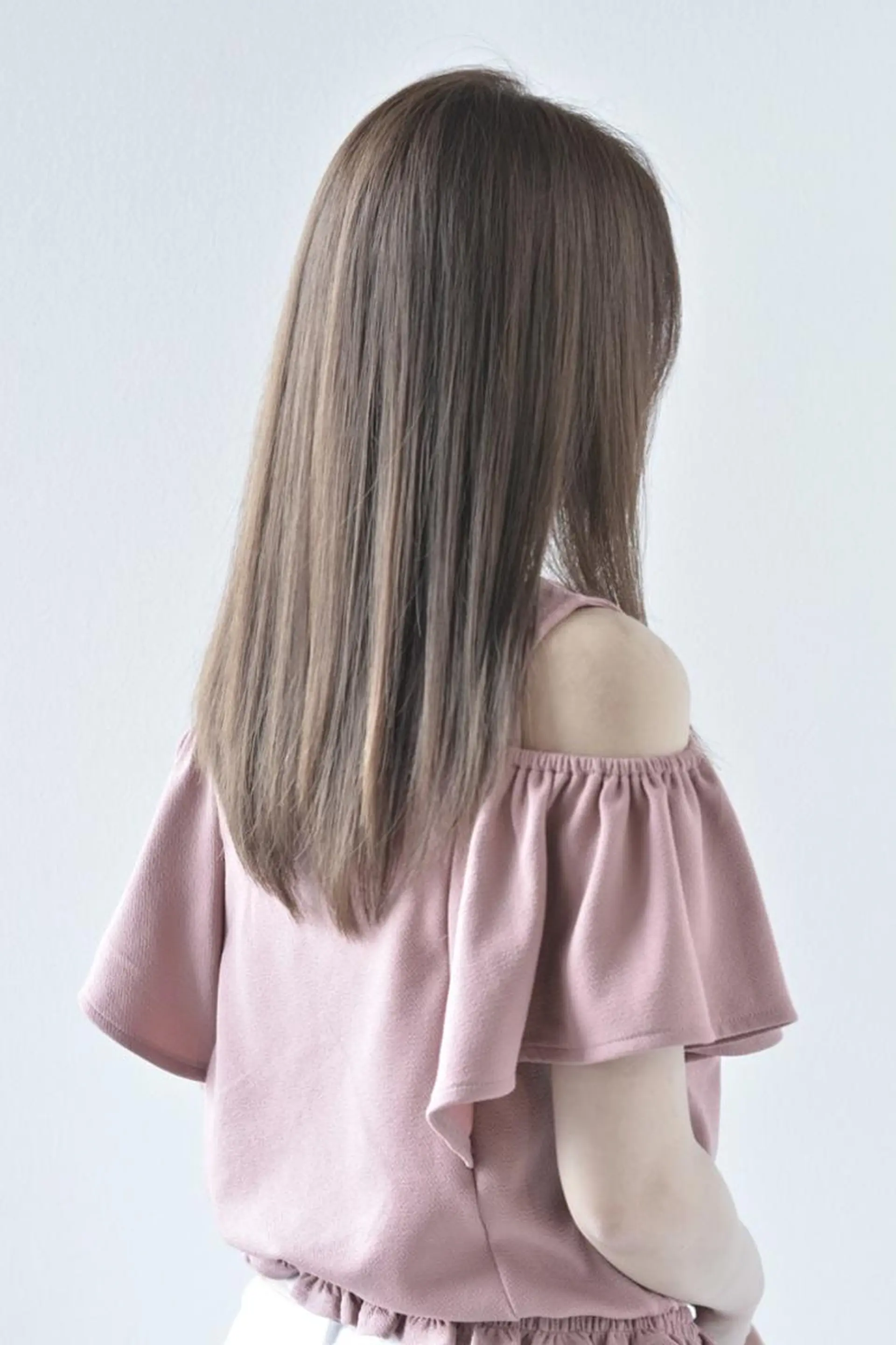 ミディアム カラー パーマ ストレートパーマ KIZU 髪質改善 オカルト怪談のヘアスタイル