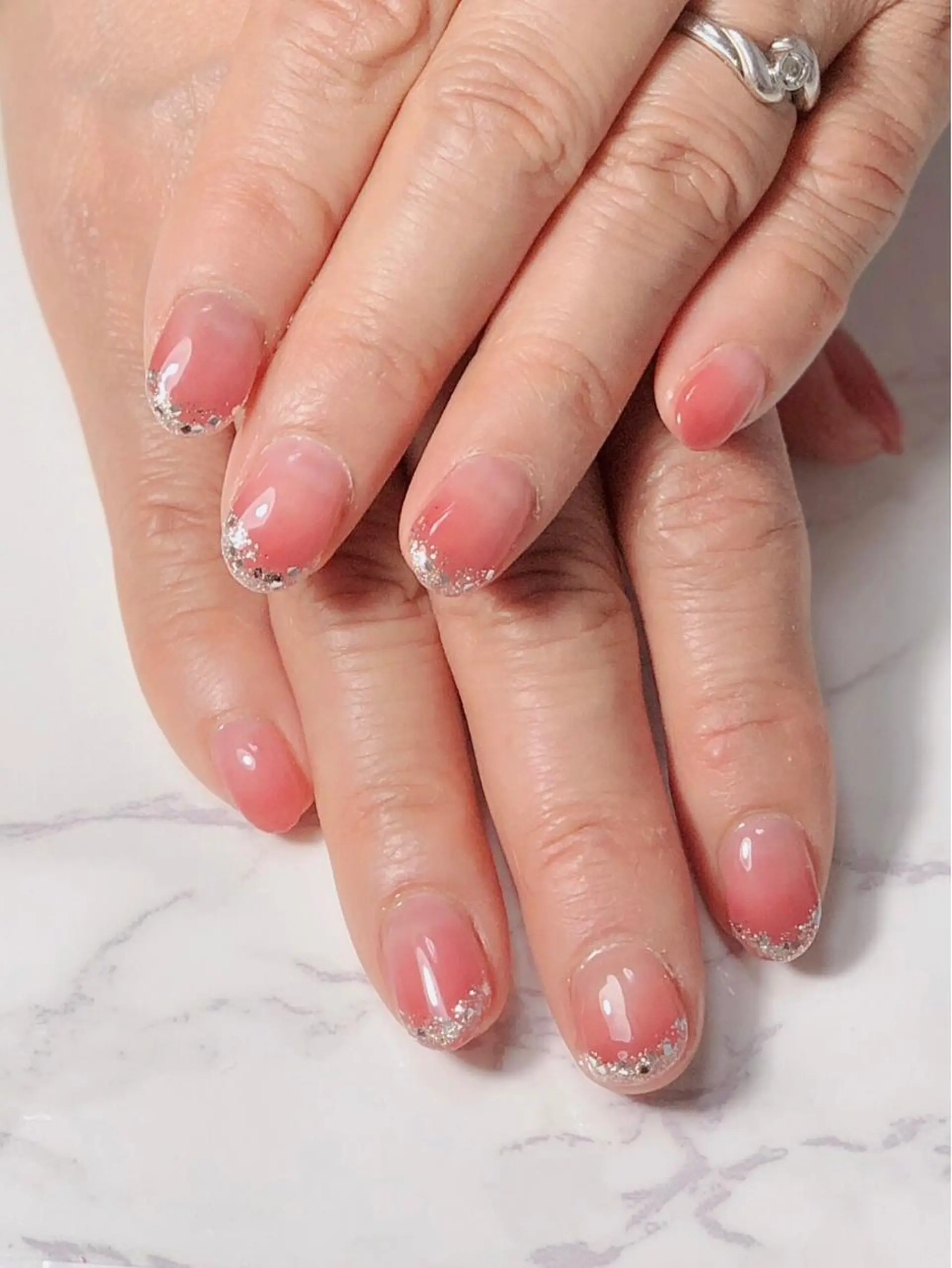 ネイル アートネイル フレンチネイル ジェルネイル グラデーション ラメ(グリッター) 辻野 和枝のネイルデザイン