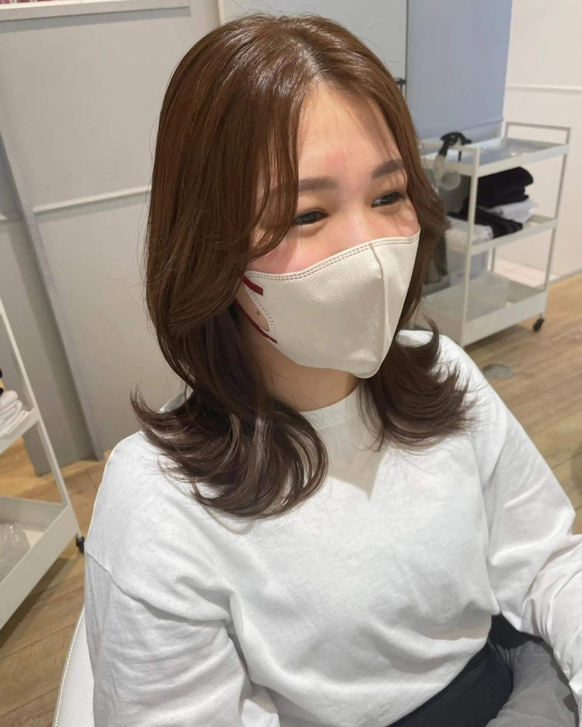 ミディアム カラー パーマ ヘアアレンジ メンズ キッズ ネイル マツエク・マツパ メンズブリーチ ベージュカラー ブリーチ ブリーチなしカラー 🫧垢抜けヘア🫧 SHIORIのヘアスタイル
