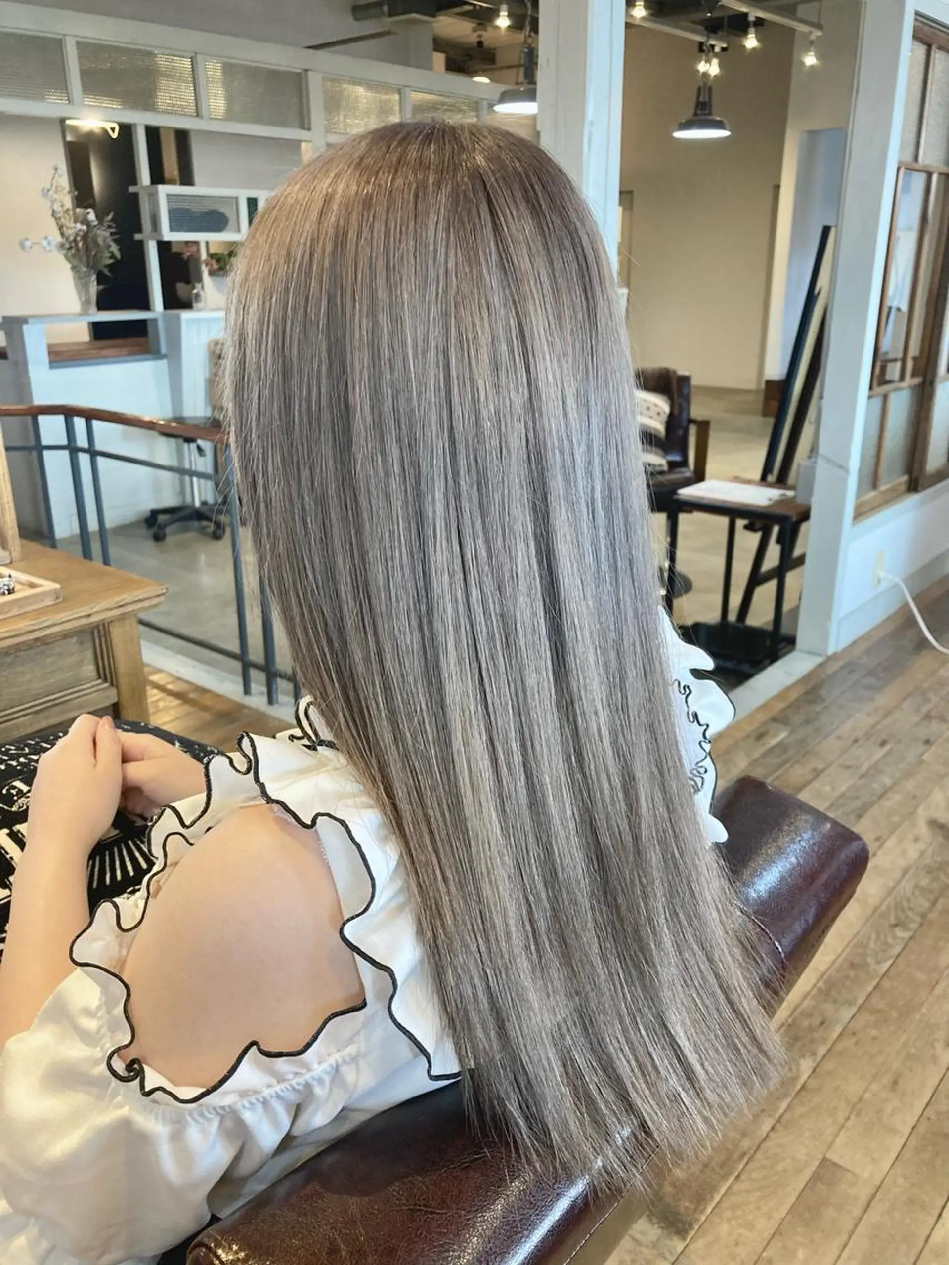 ロング タカツド ユウキのヘアスタイル