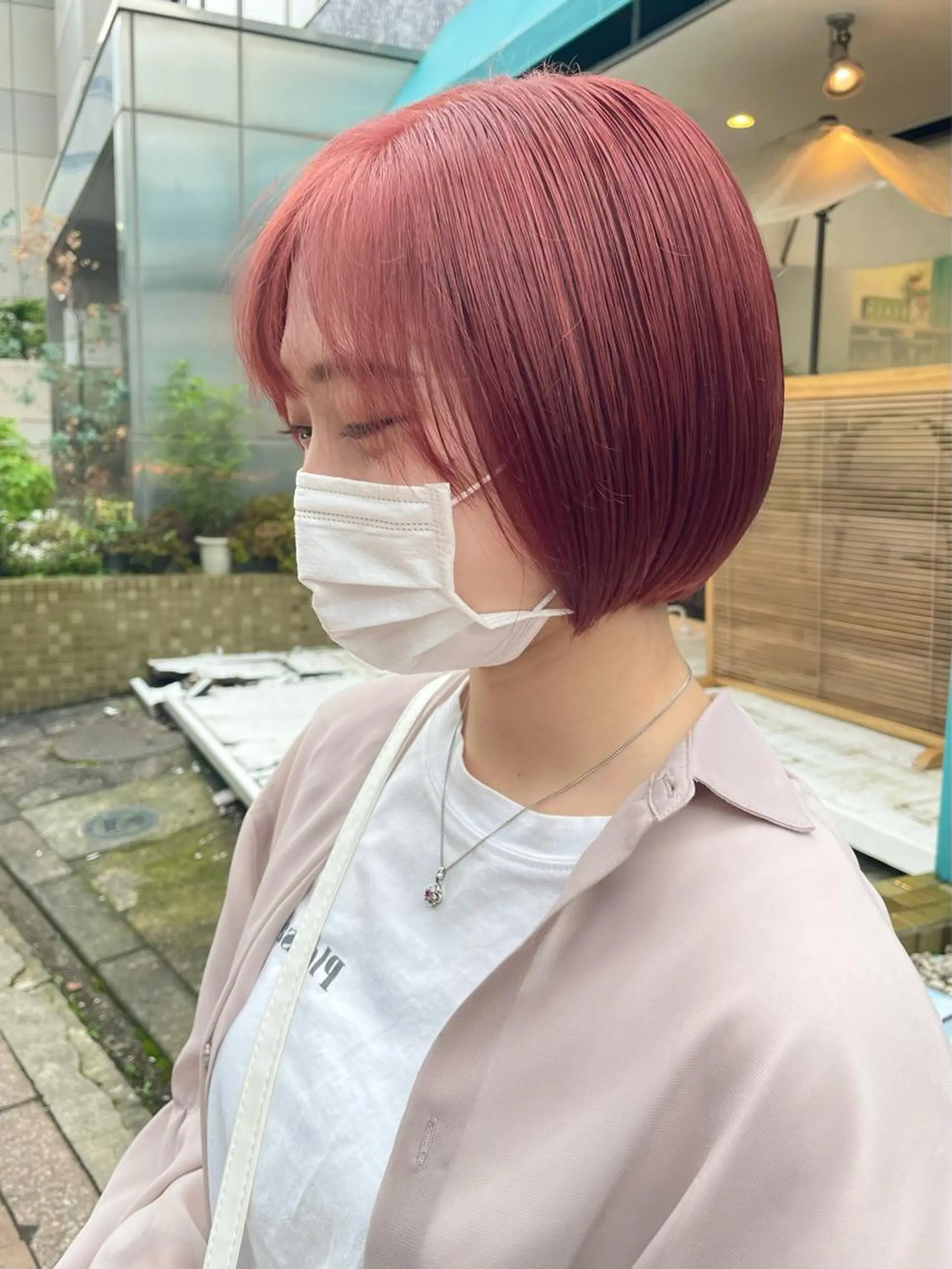 ミディアム カラー ブリーチ ピンクカラー カット ヘアカラー トリートメント 佐藤 魁人のヘアスタイル