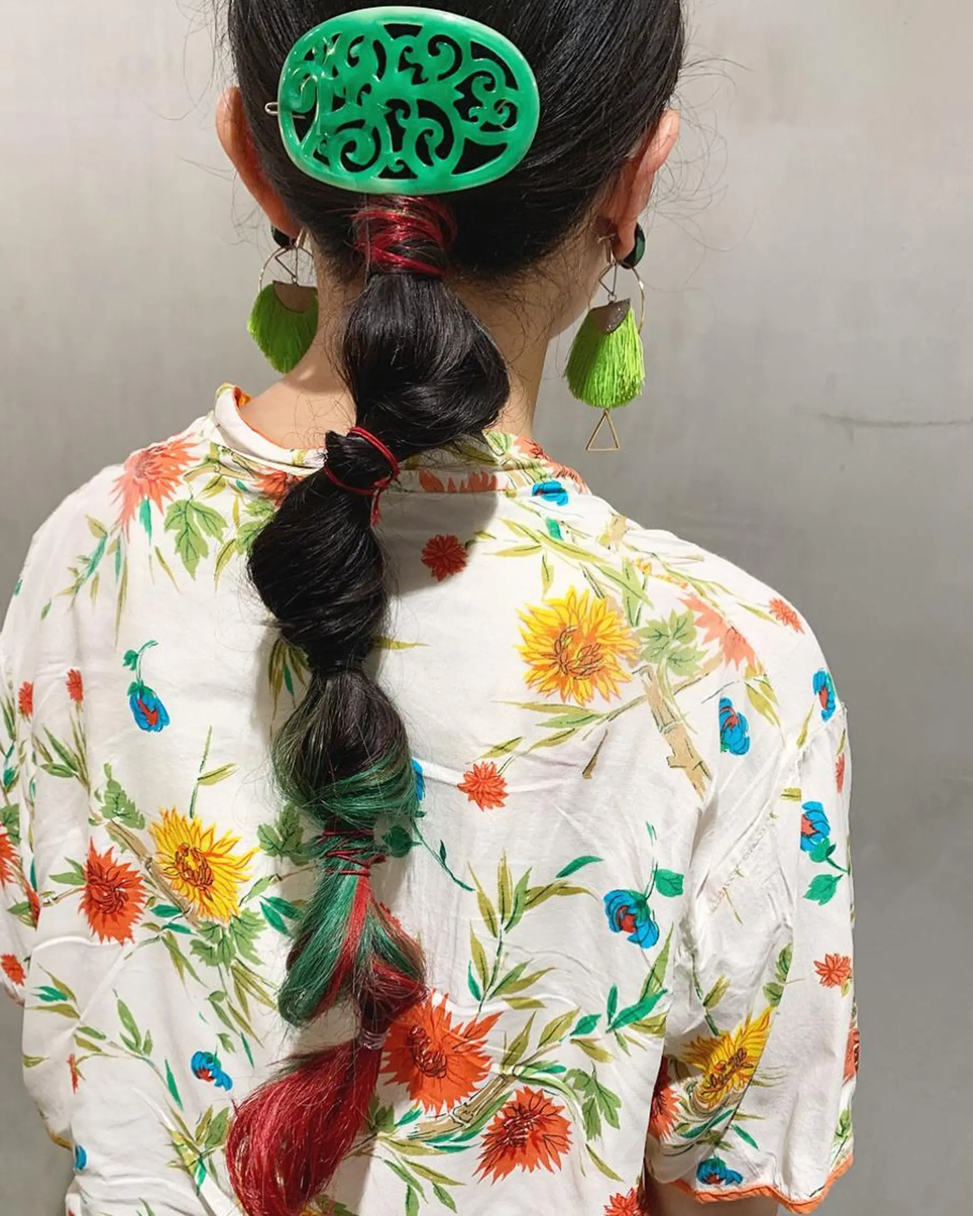 ロング カラー ヘアアレンジ 優 作のヘアスタイル