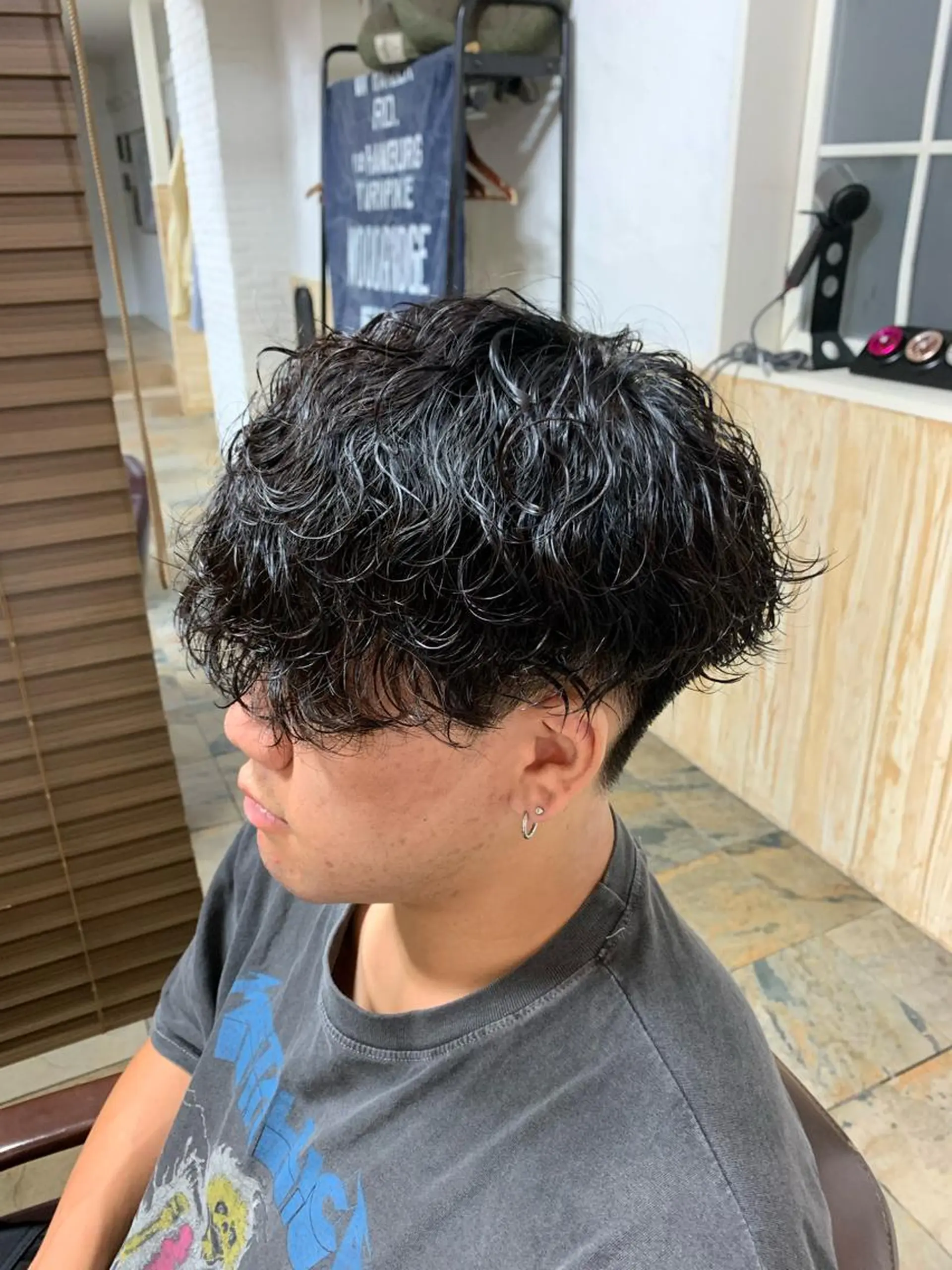 ショート メンズ メンズパーマ 波巻きパーマ カット パーマ フェードカット/メン ズパーマ/森巧真のヘアスタイル