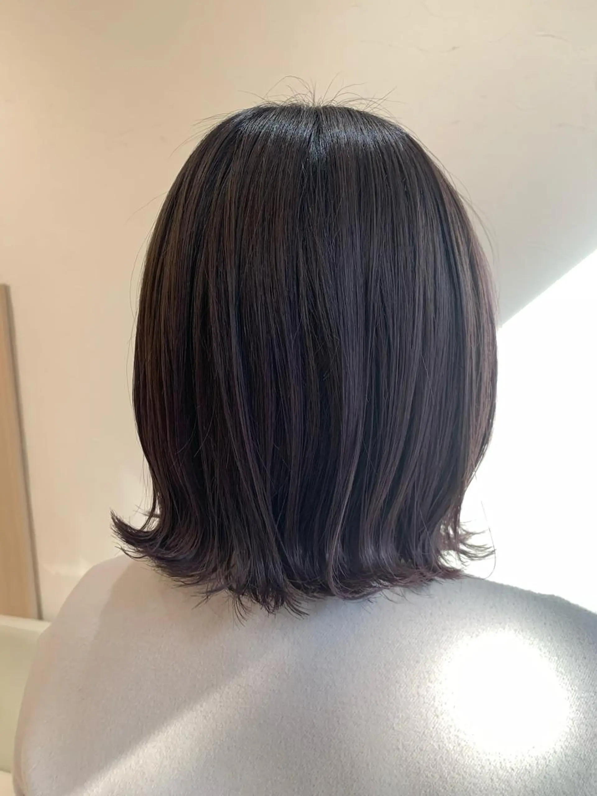 ショート カラー ヘアカラー トリートメント 店長ハイトーンカラー 柞山史奈のヘアスタイル