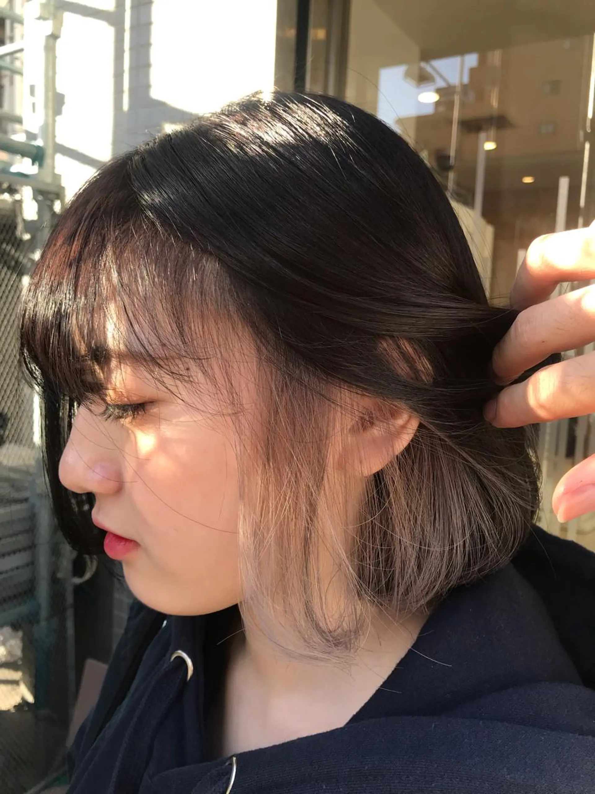 ミディアム カラー デザインカラー スズキ シオリのヘアスタイル