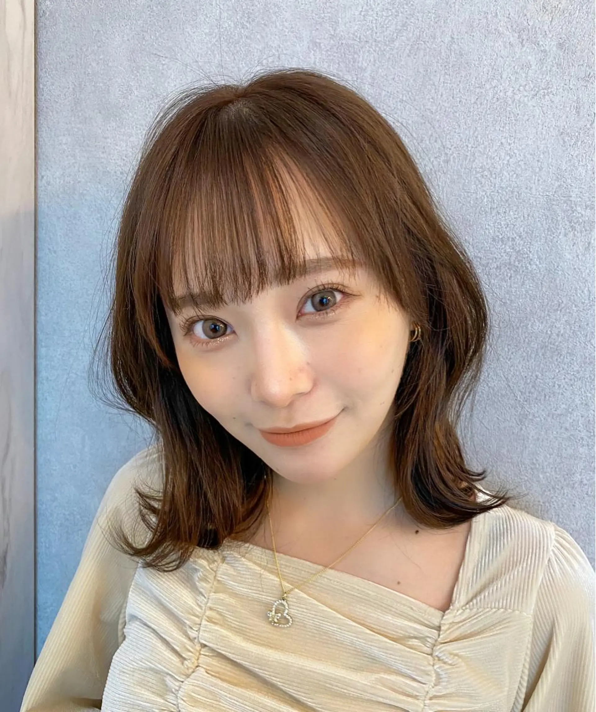 ミディアム カラー シールエクステ ミディアムパーマ ブリーチ ケアブリーチ ダブルカラー 新宿/韓国風レイヤー 髪質改善/渋谷直樹のヘアスタイル