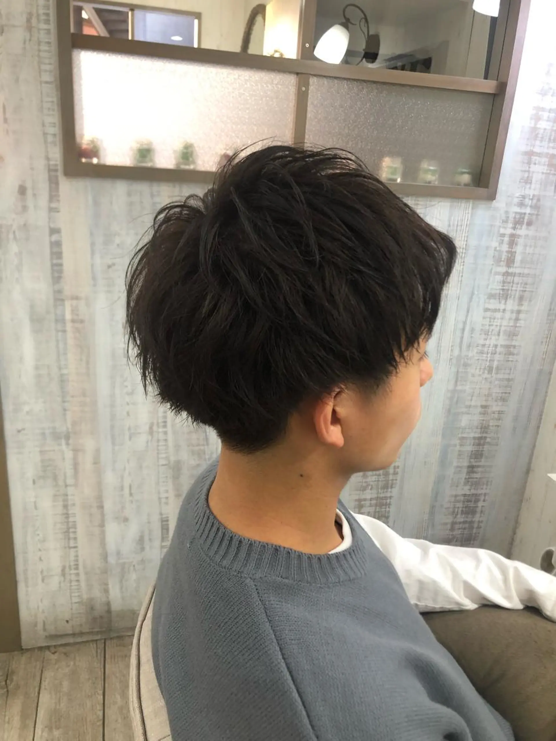 カラー メンズ イシジマ タカナリのヘアスタイル