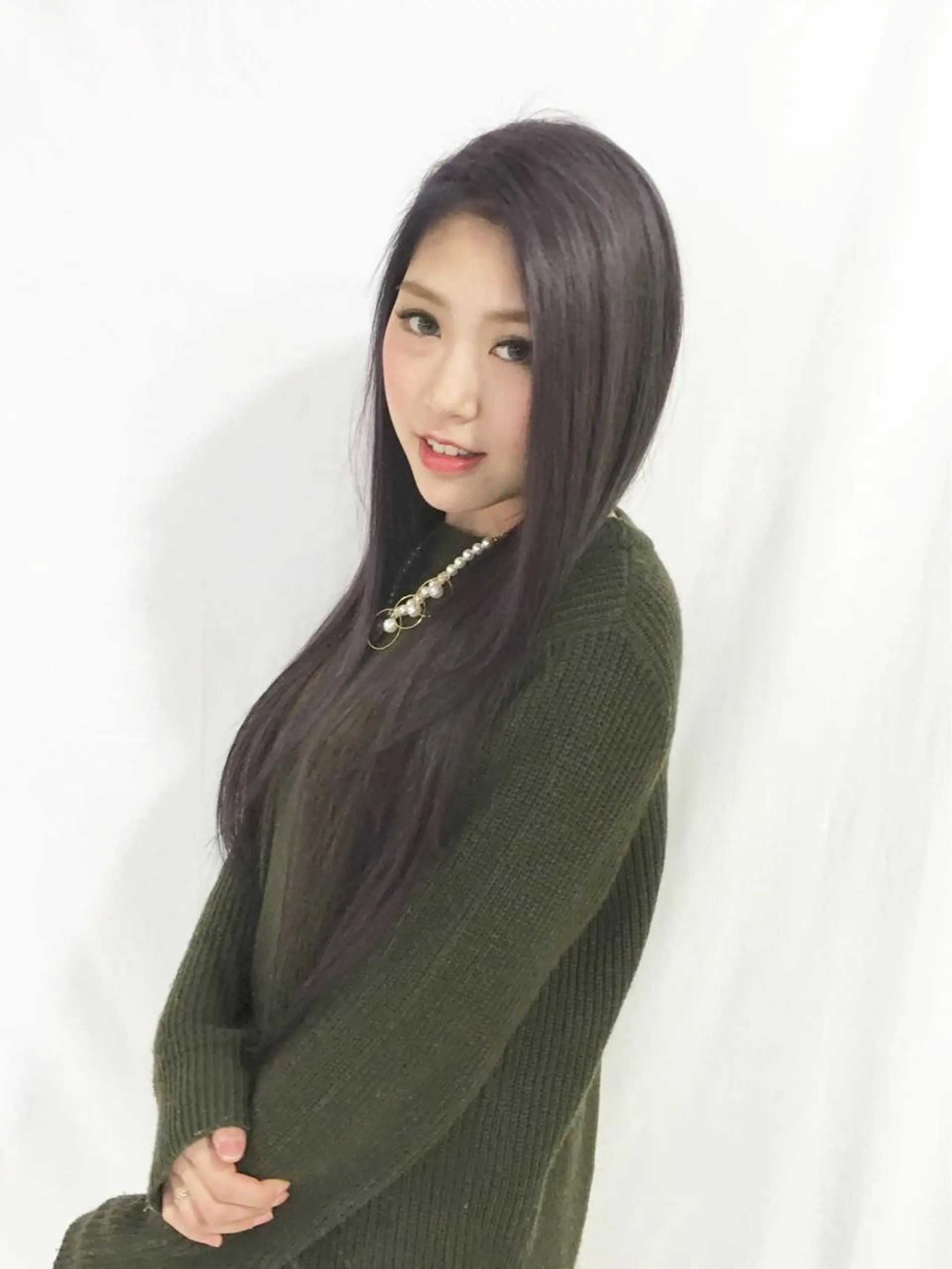 セミロング ロング カラー ラベンダーカラー LUCK本厚木 浦住 貴大のヘアスタイル