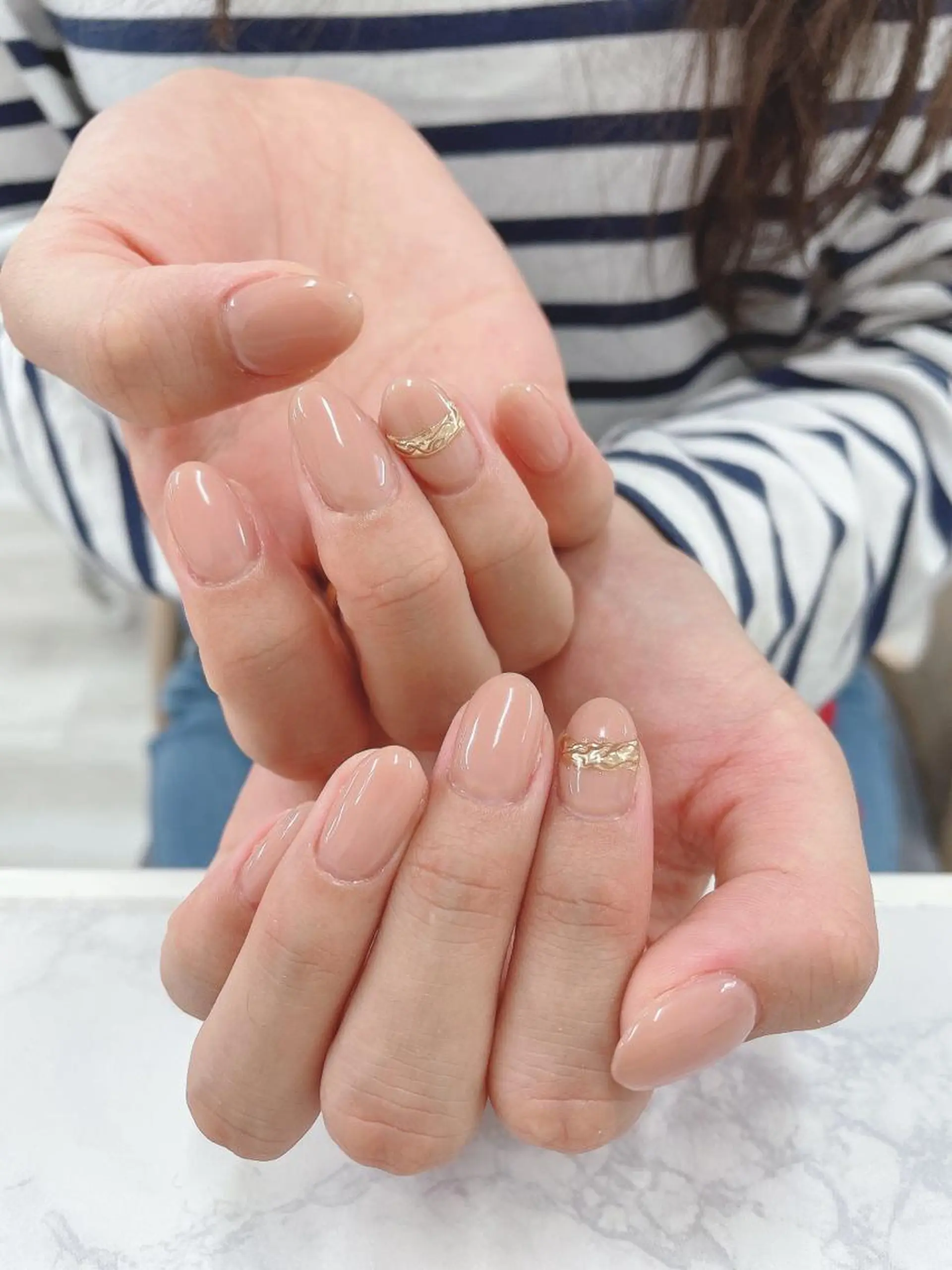 ネイル ゴールド ミラーネイル ハンドネイル Bianca SAITO🌺のネイルデザイン