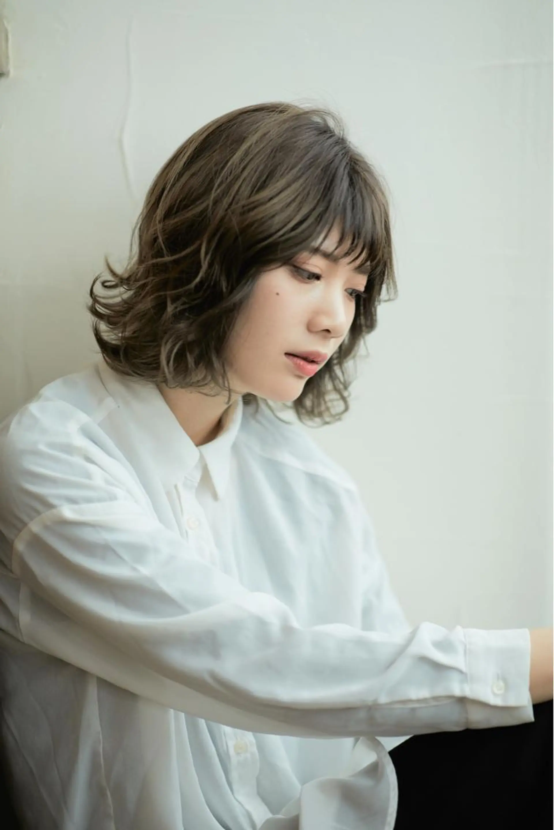ミディアム カラー 組藤 沙奈のヘアスタイル