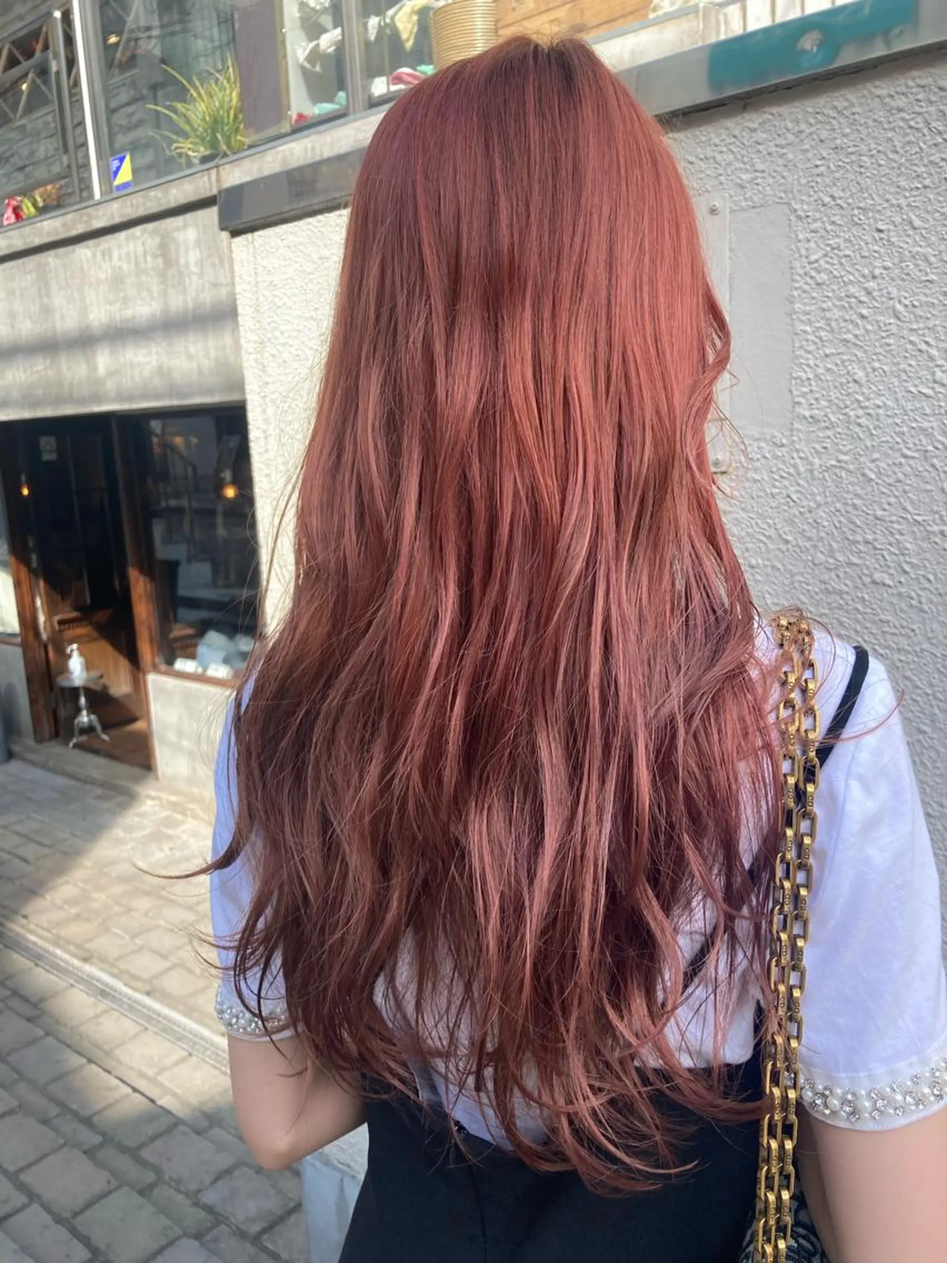 ロング カラー ヘアアレンジ ブリーチ ケアブリーチ ヘアカラー トリートメント ヘッドスパ ヘアセット 垢抜け韓国風ヘア カラーMIKUのヘアスタイル