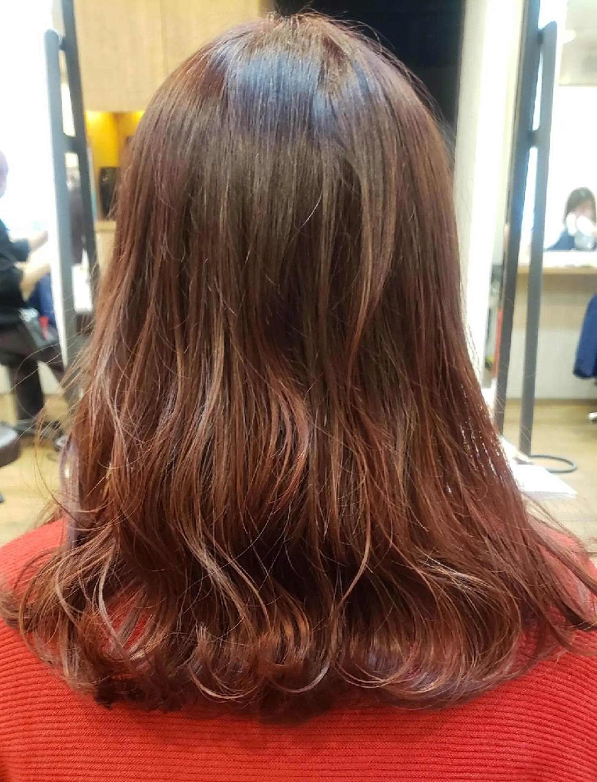 セミロング ヘアカラー トリートメント ☆CHIEKO Number

☆のヘアスタイル
