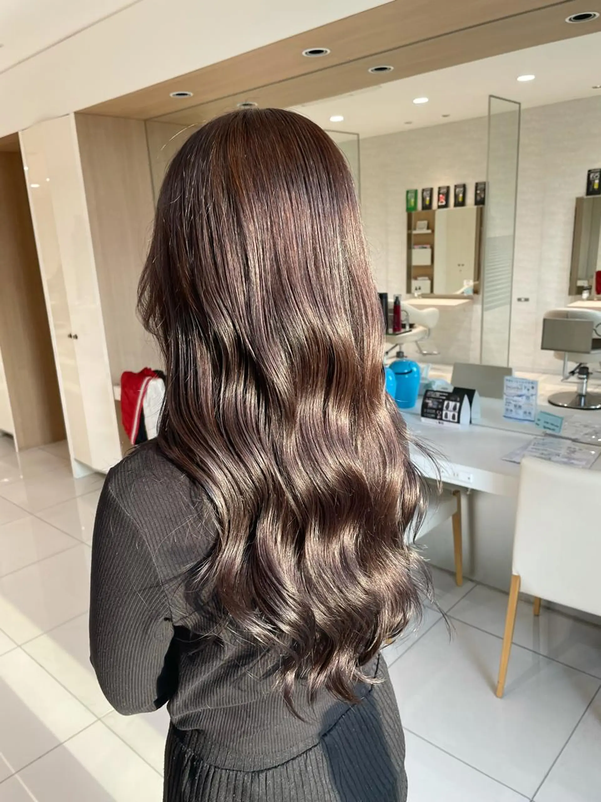 ロング カラー ご新規様限定クーポン あります　桂口　烈闘のヘアスタイル