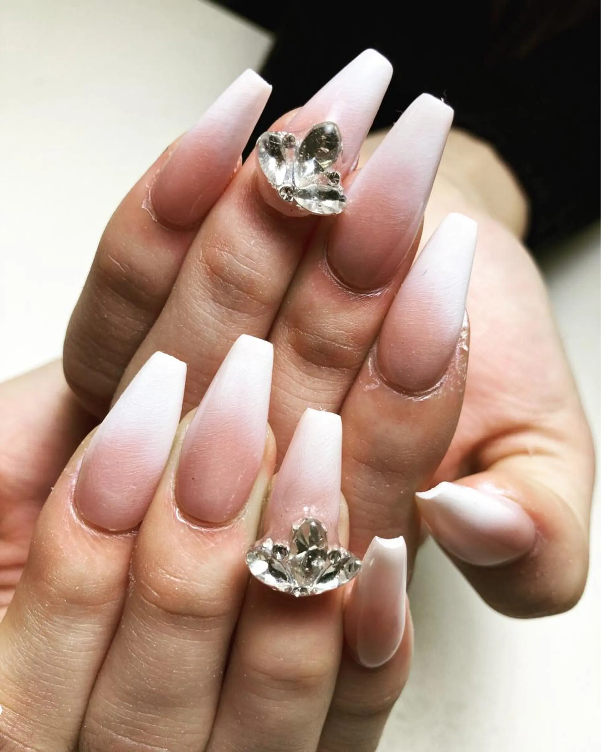 ネイル nailALBA 安蒜良彰のネイルデザイン