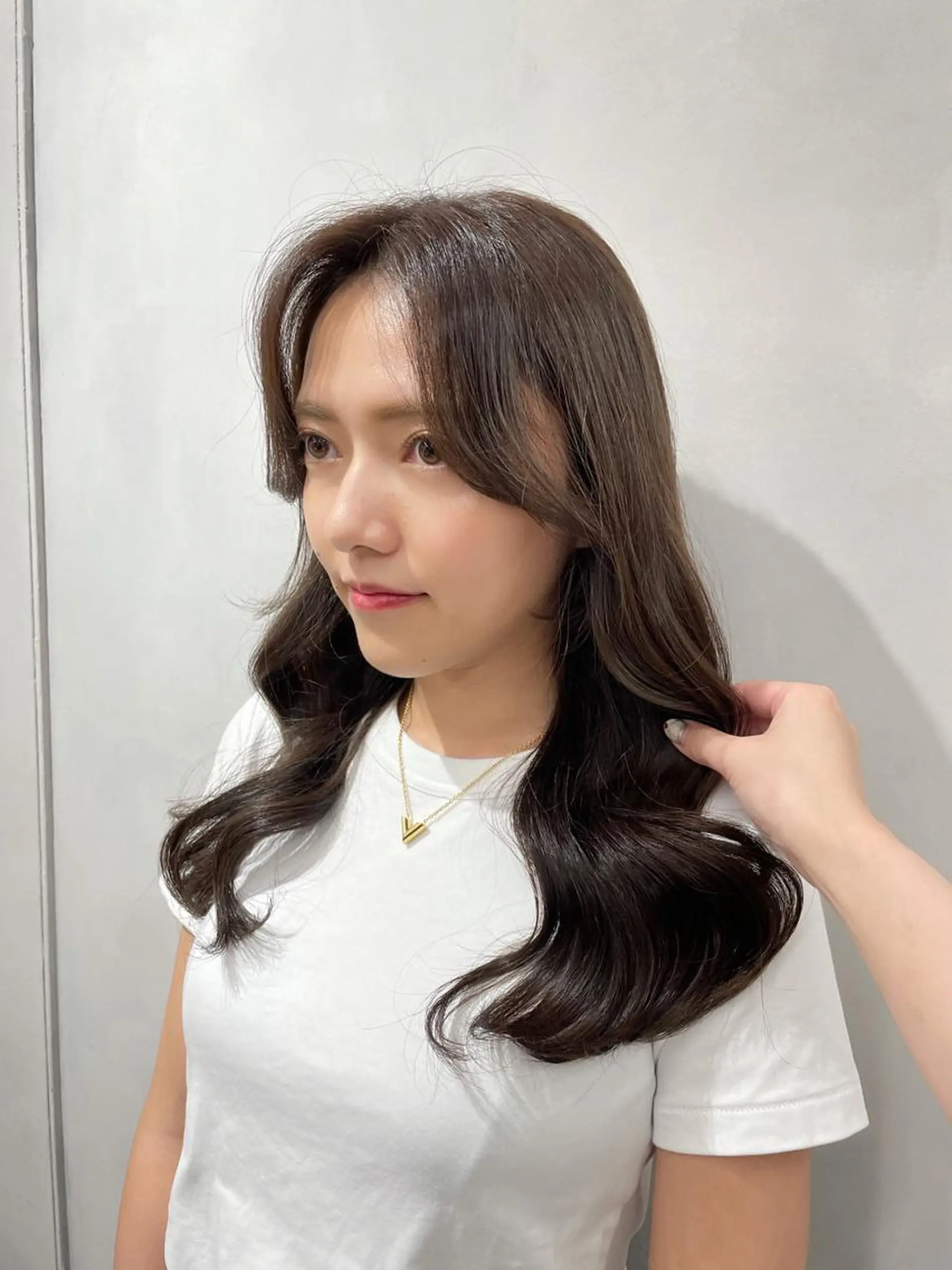 セミロング エギョモリ ❤︎︎韓国ヘア❤︎︎ 𝑺𝒉𝒊𝒉𝒐のヘアスタイル