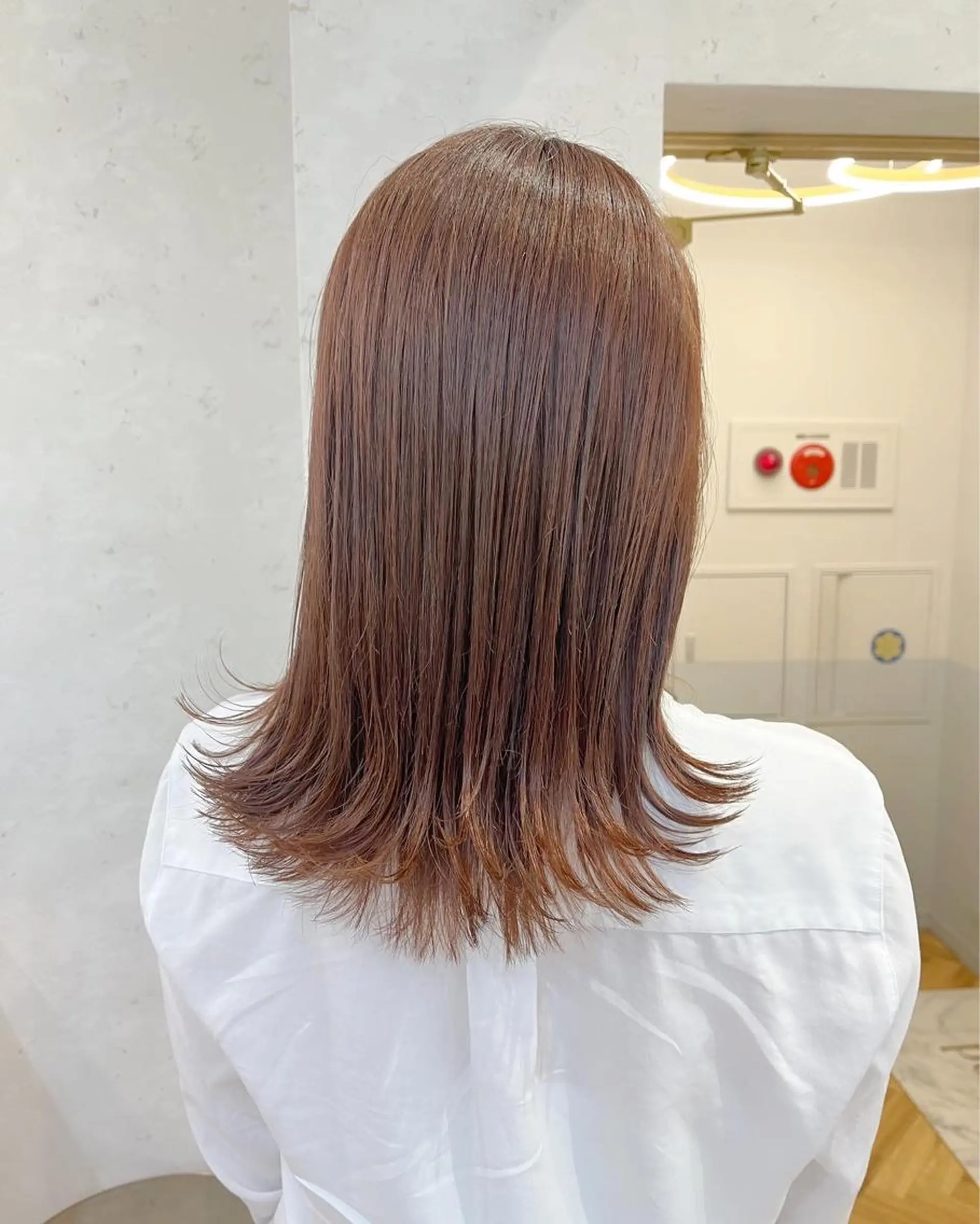 セミロング カラー ブラウンカラー オレンジ オレンジブラウン カット ヘアカラー トリートメント 透明感カラー│ レイヤーヘア中居美樹のヘアスタイル
