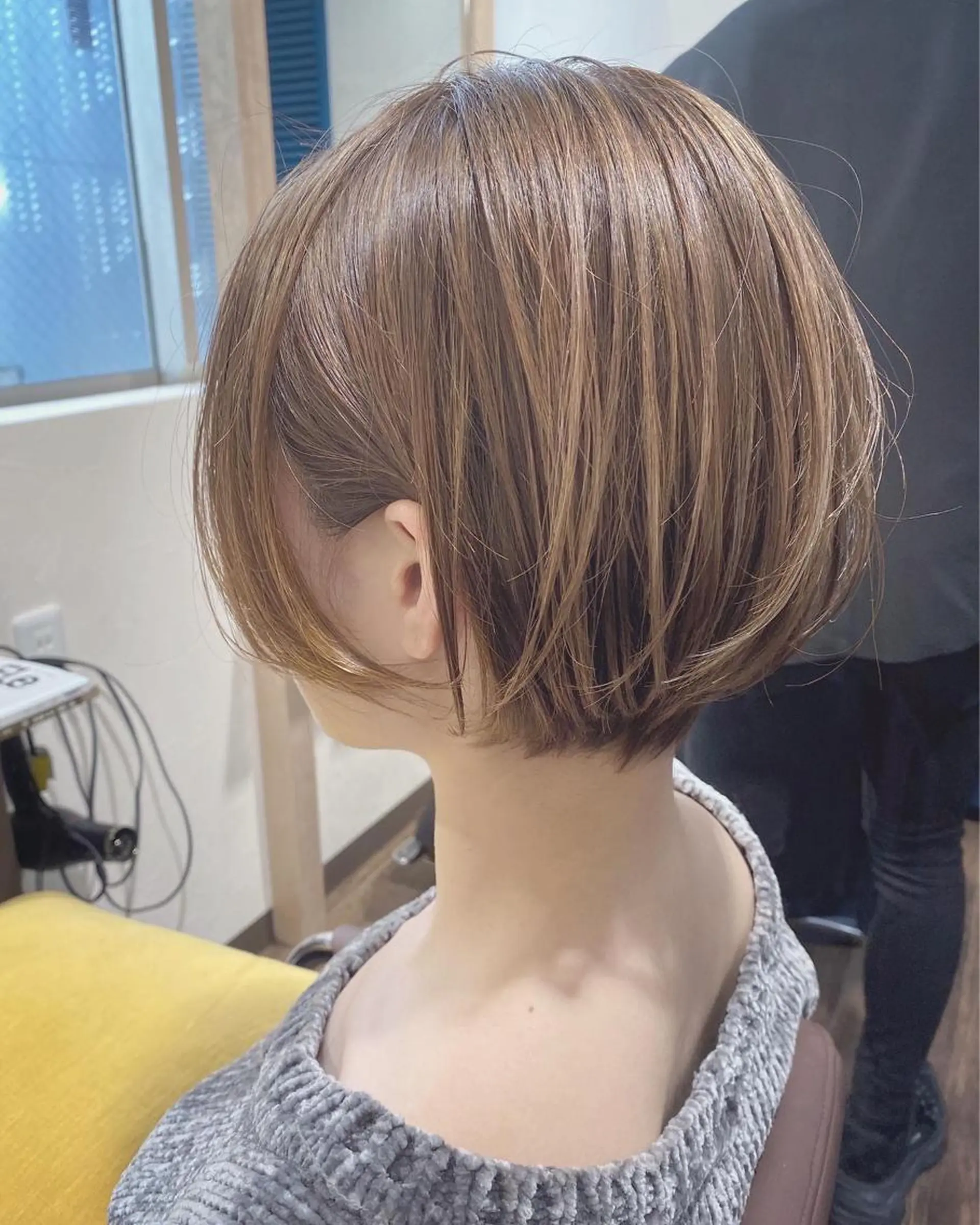 ショート カラー ヘアカラー トリートメント 🌈ショート/レイヤ ーカット/中村崇宏のヘアスタイル