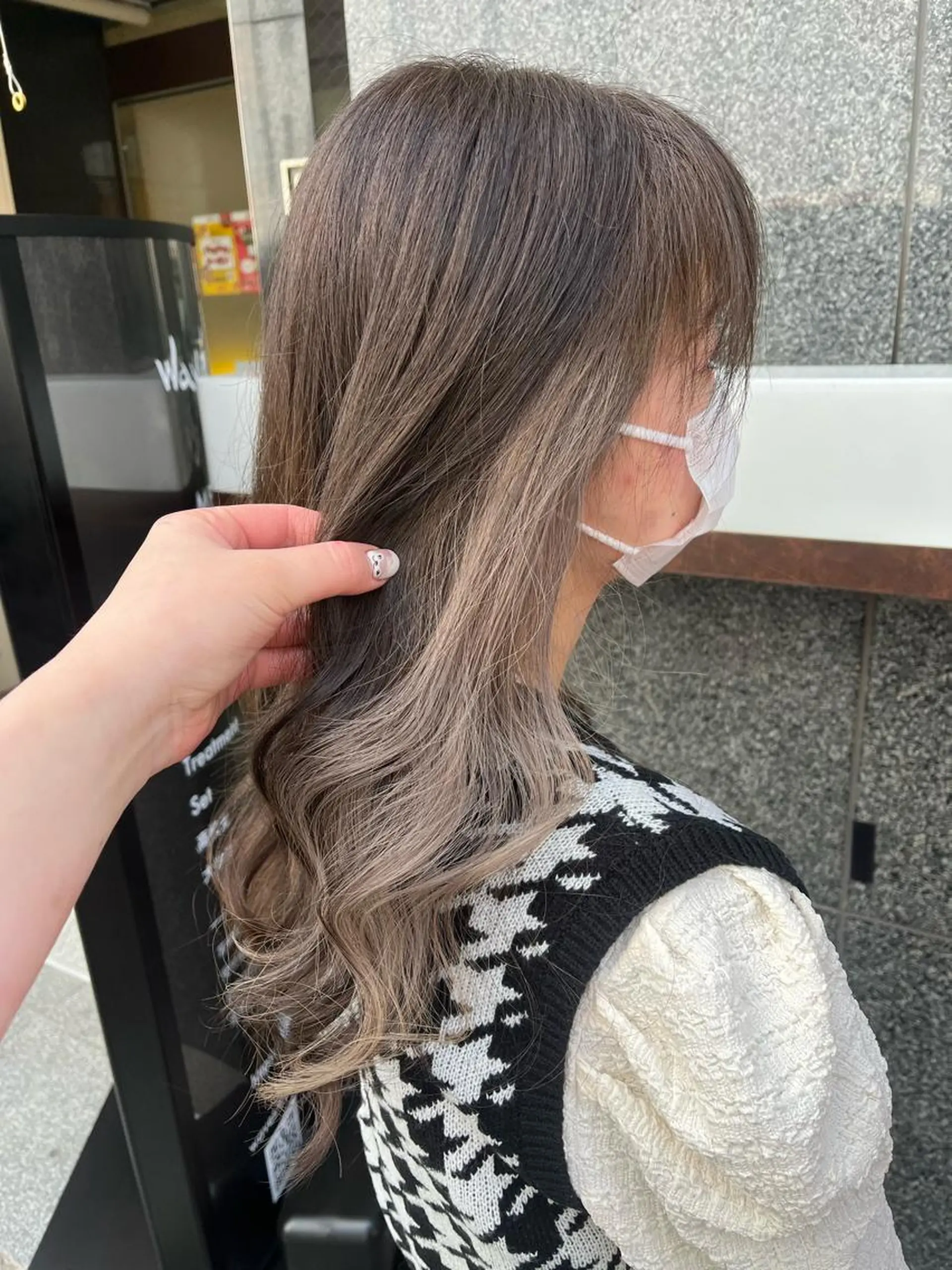 ロング カラー ベージュカラー ホワイトベージュ ヘアカラー トリートメント ヘアセット 韓国/インナーカラー 🍑YUI🍑のヘアスタイル