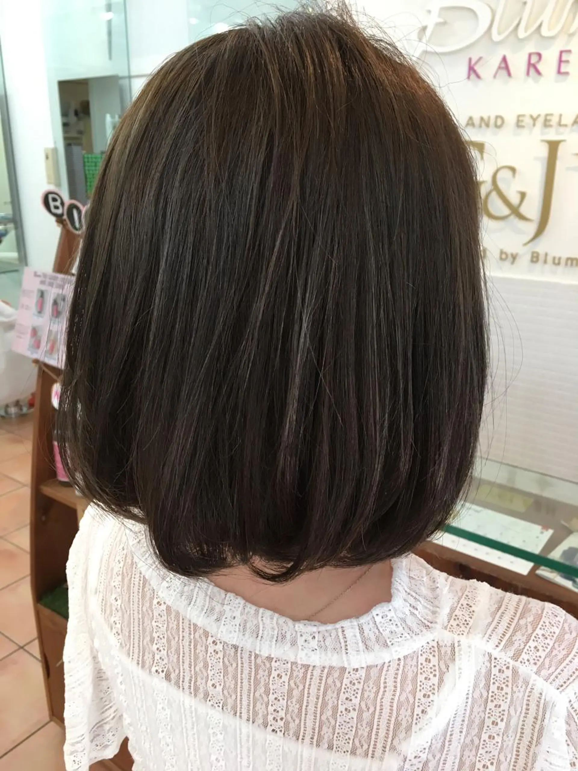 ショート カラー 髪質改善 Blumeのヘアスタイル