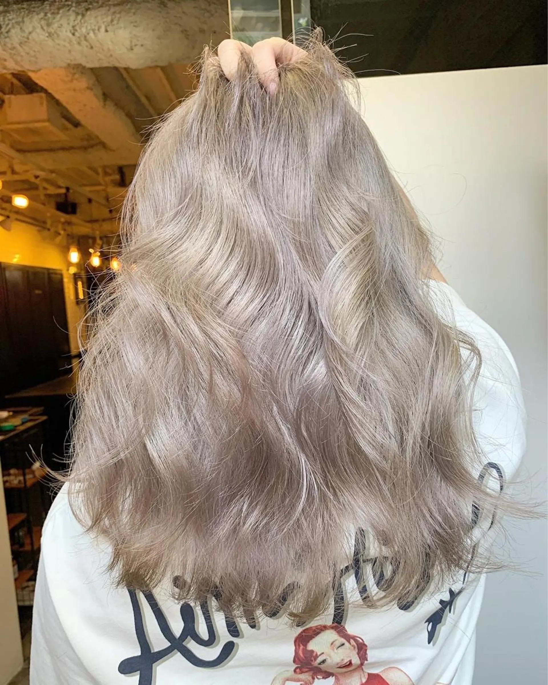 セミロング カラー ヘアアレンジ ヘアカラー トリートメント 🕊️レイヤーカット 透明感カラー GOのヘアスタイル