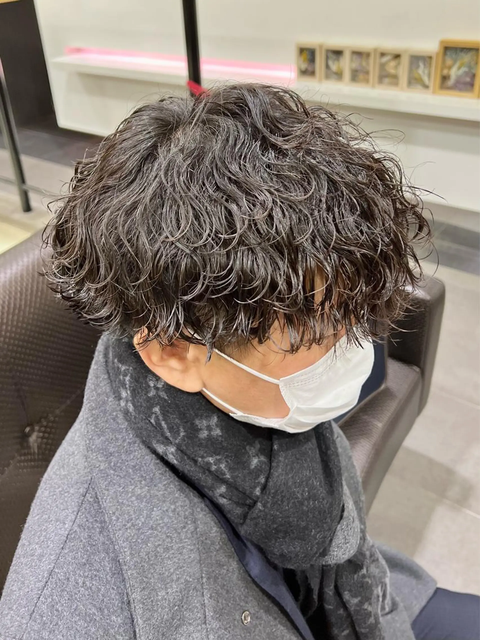 ショート カラー パーマ メンズ カット パーマ ダウンパーマ🇰🇷 毛流れパーマ【かな】のヘアスタイル