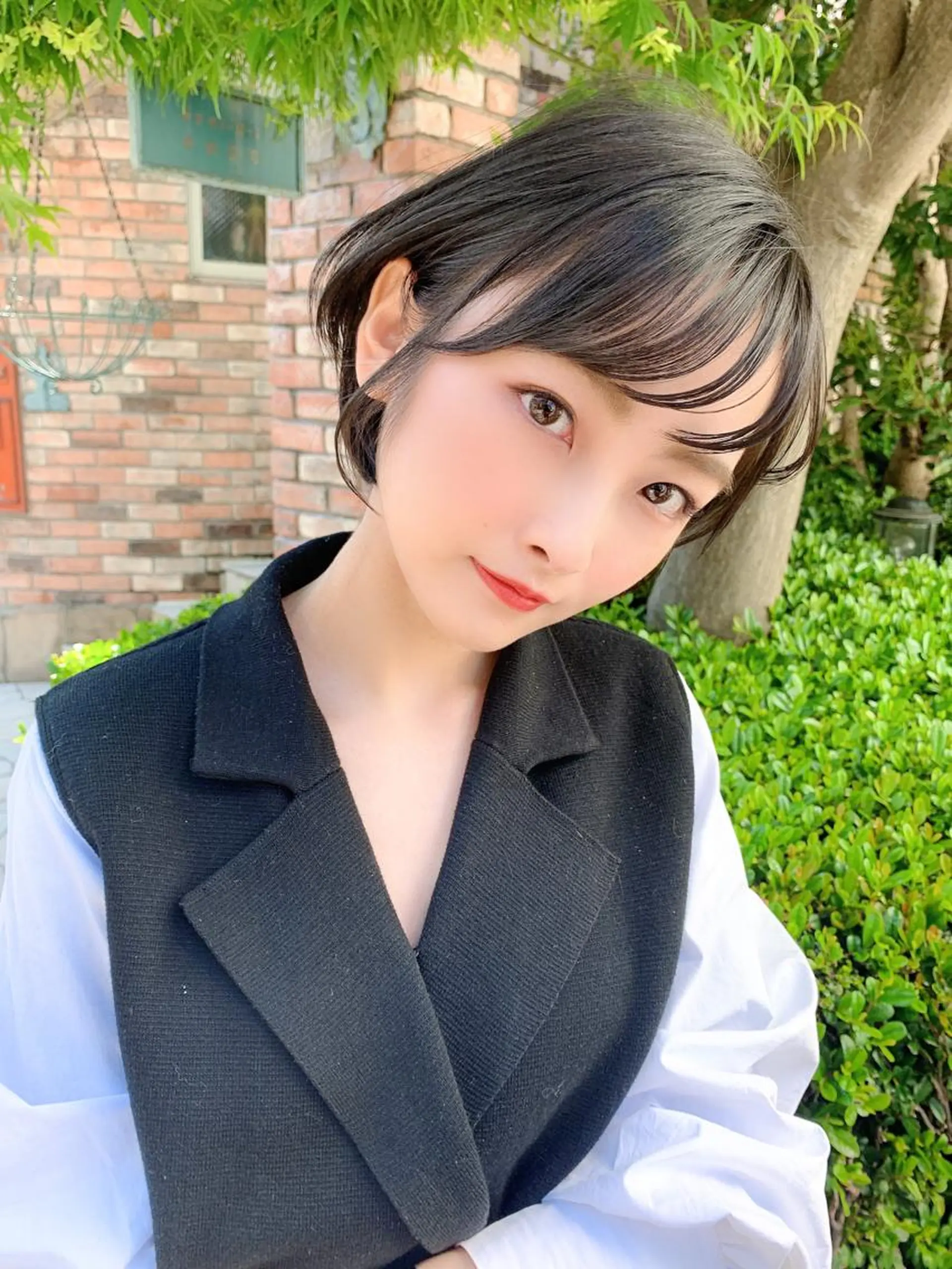 ショート カラー パーマ ショートヘア 大人かわいい💍🤍 ボブ/ショートボブのヘアスタイル