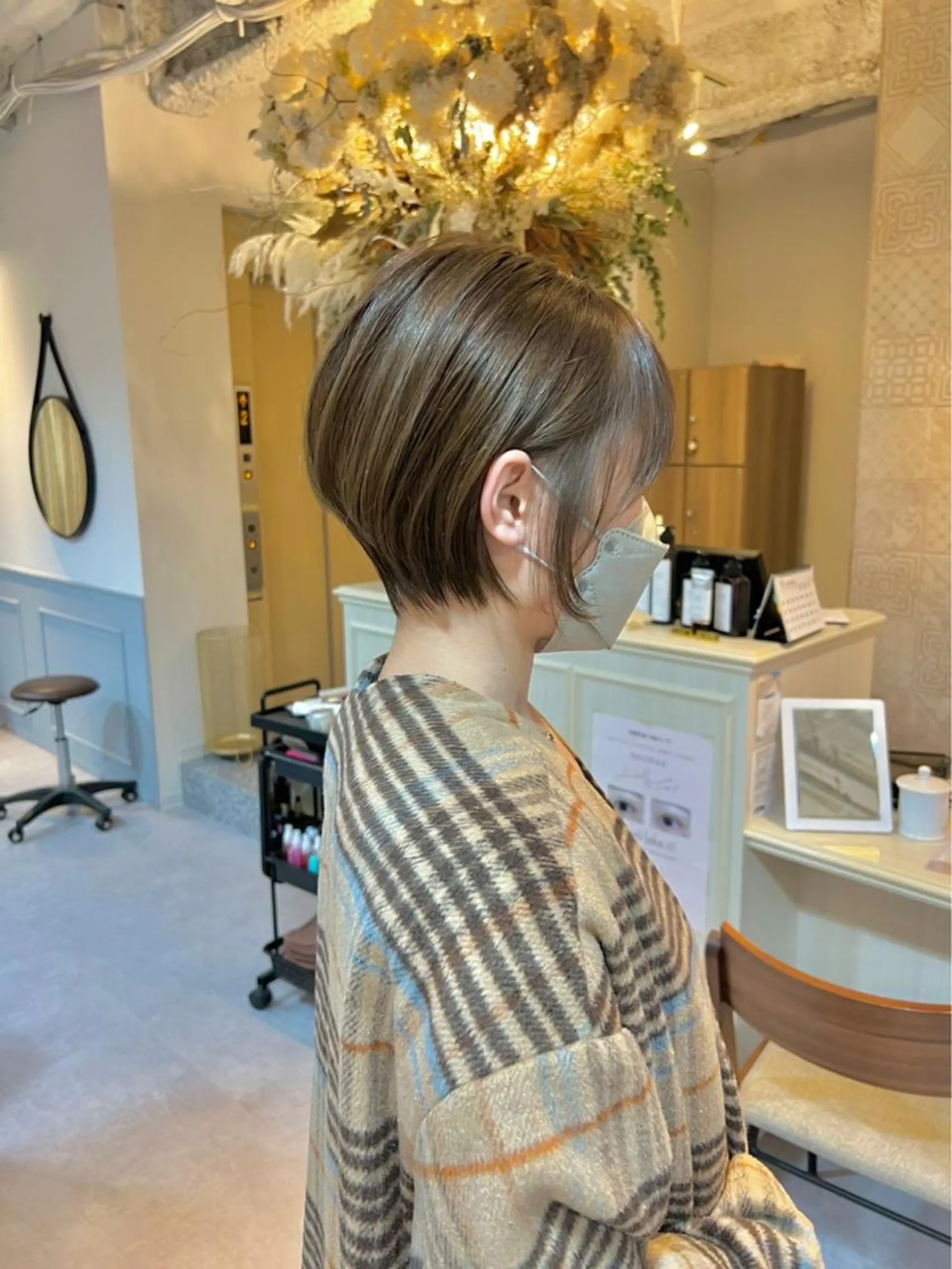 ショート カラー 重里 瑠花のヘアスタイル