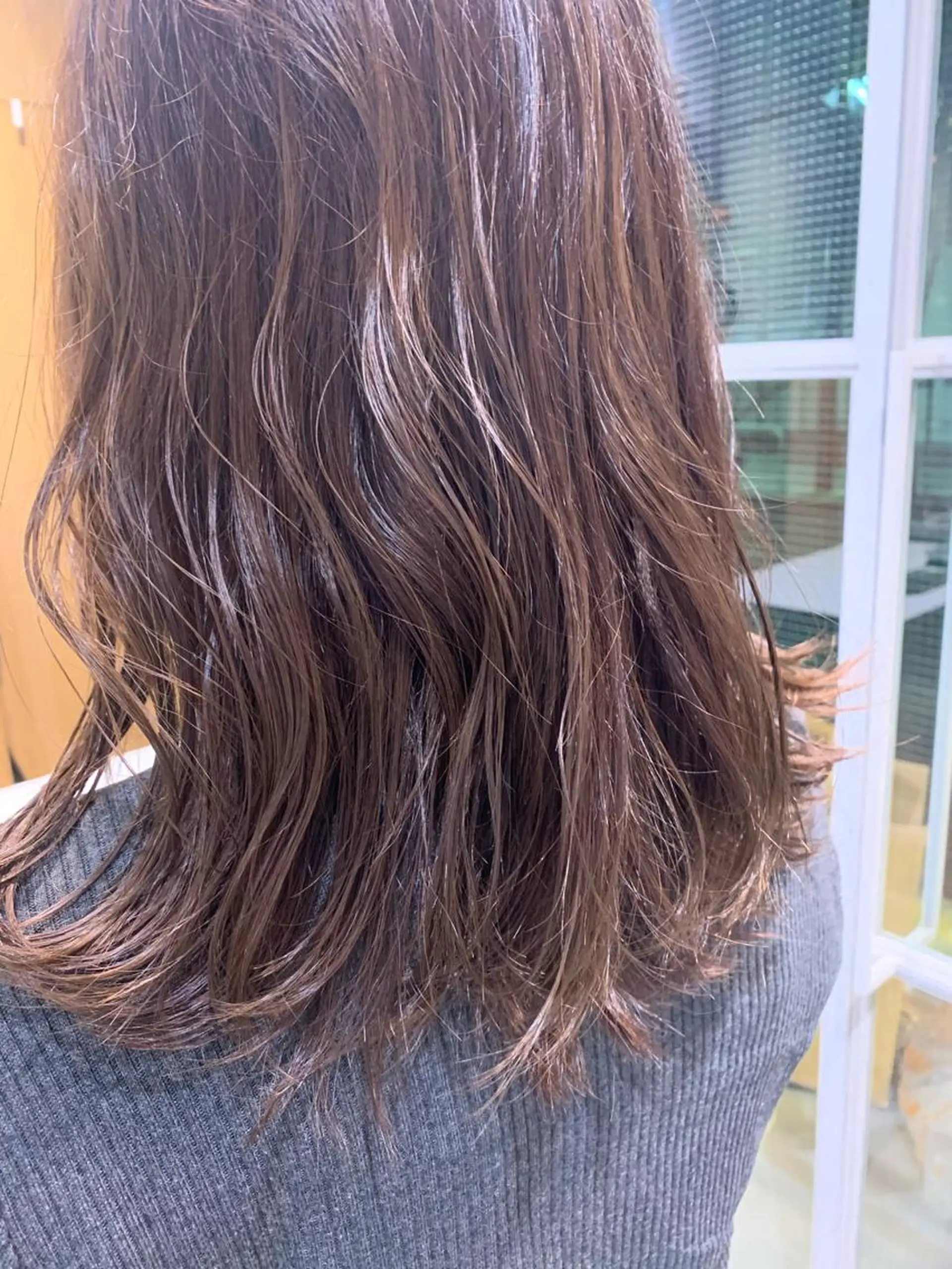 カラー ベージュカラー ハイライトカラー 鈴木 真司のヘアスタイル