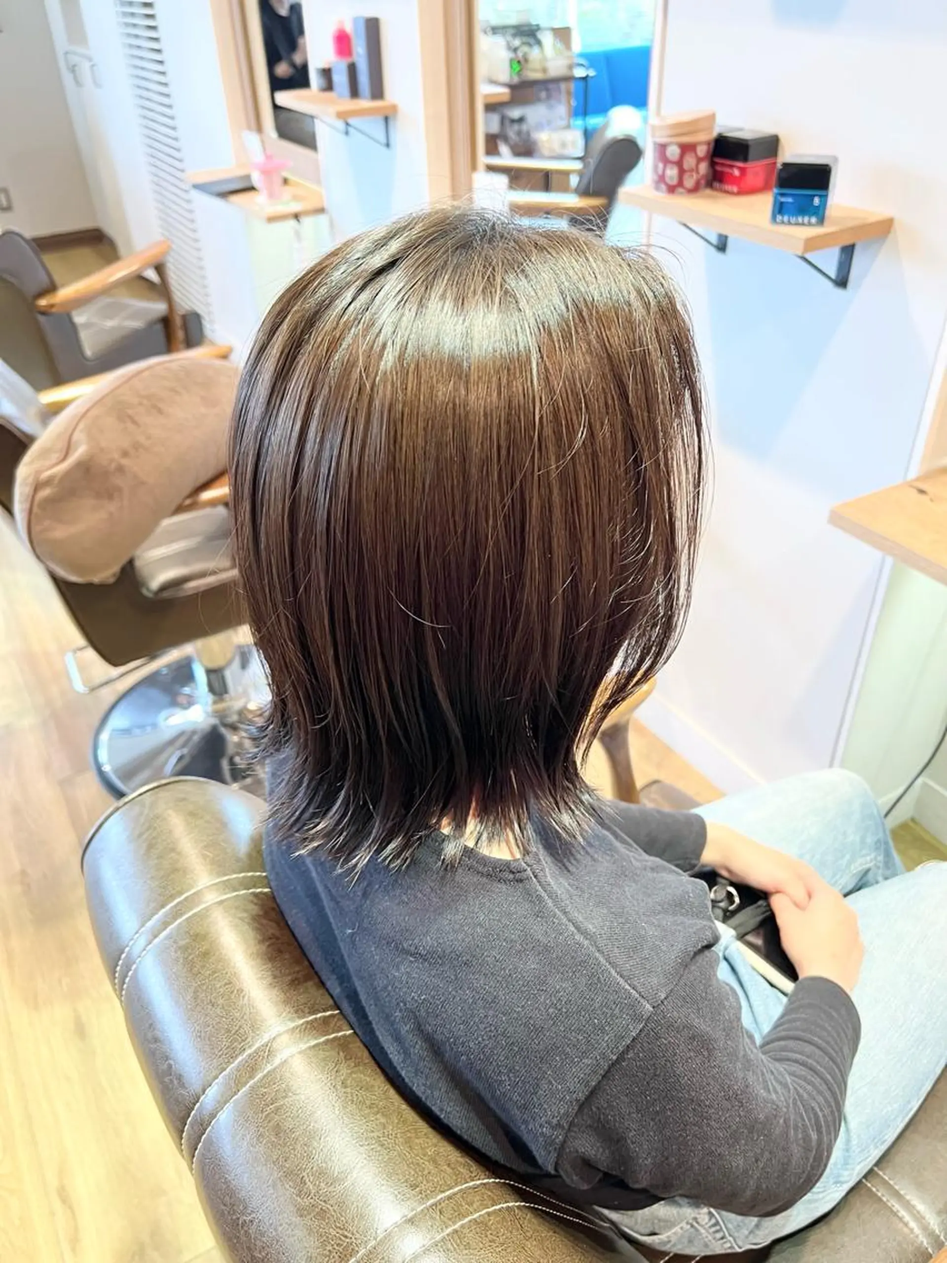 ショート カラー グレージュ ラベンダーカラー ラベンダーグレージュ ラベンダーグレー 堀 望美のヘアスタイル