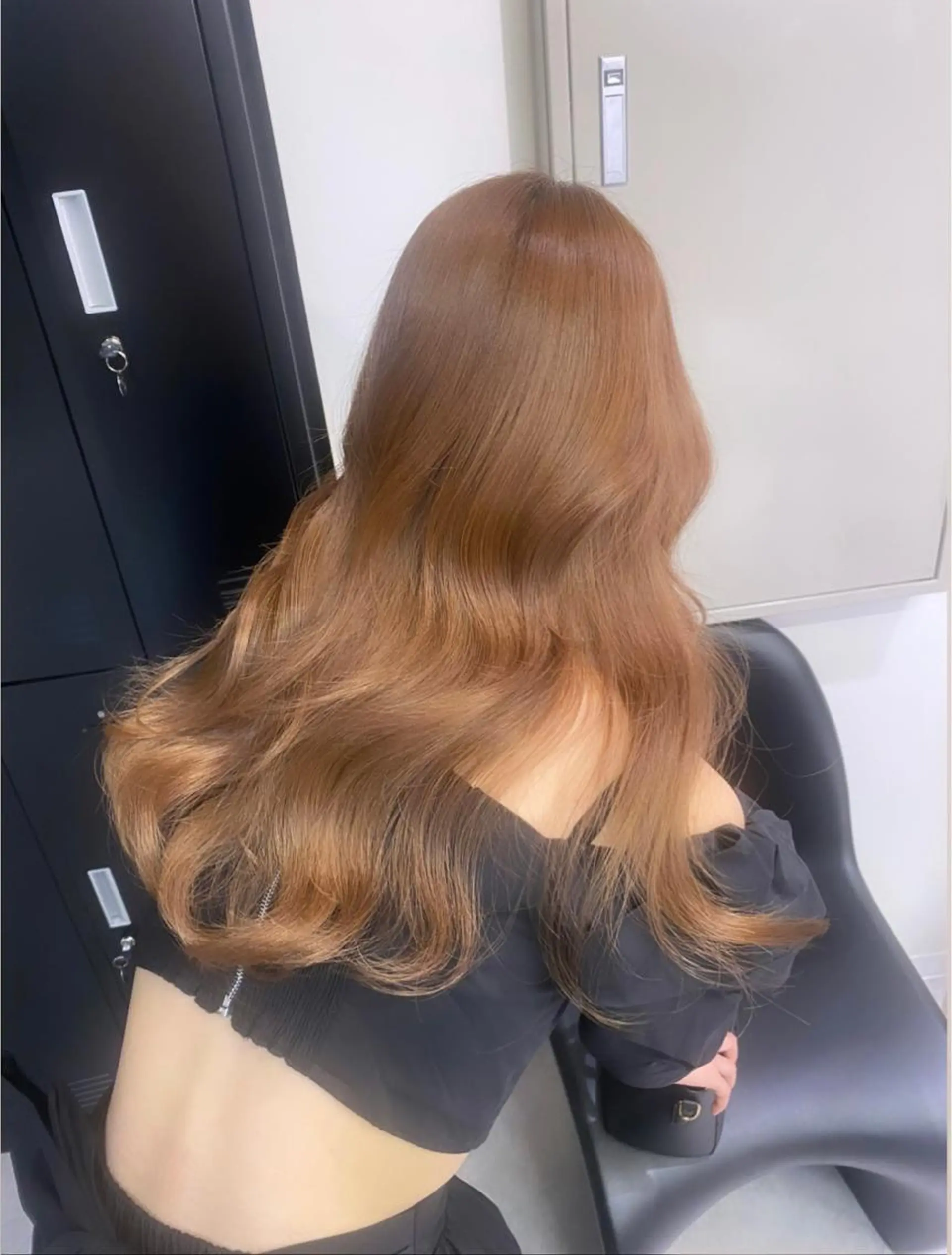 ロング カラー ブリーチ ブリーチなしカラー 韓国風ヘア ヘアカラー トリートメント ヘアセット 名古屋栄♡PELE 上品な透明感ベージュのヘアスタイル
