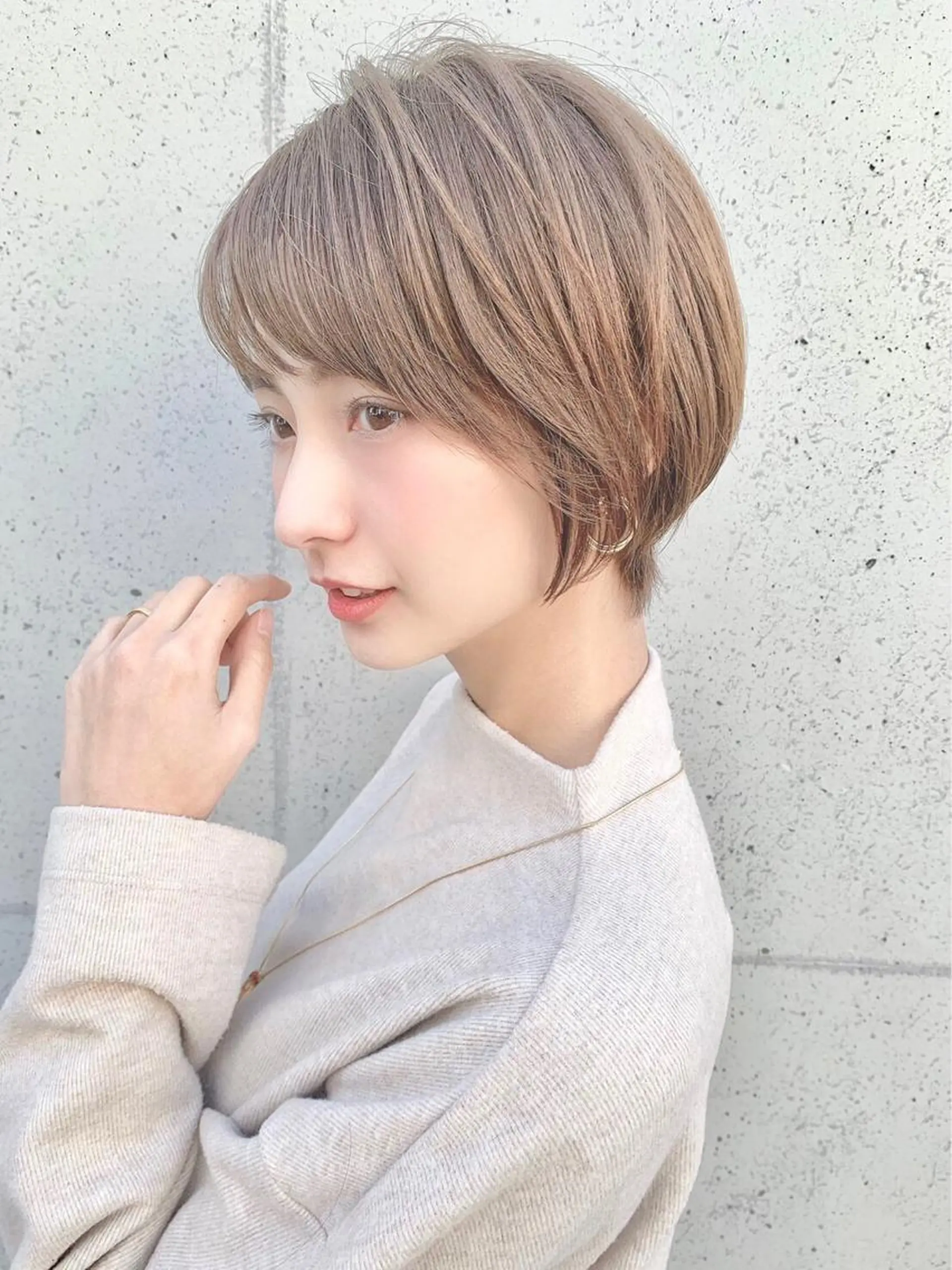 ショート カラー カット トリートメント 髪質改善　ANFINI 仙台所属・🇰🇷韓国レイヤー 伊藤拓海のヘアスタイル