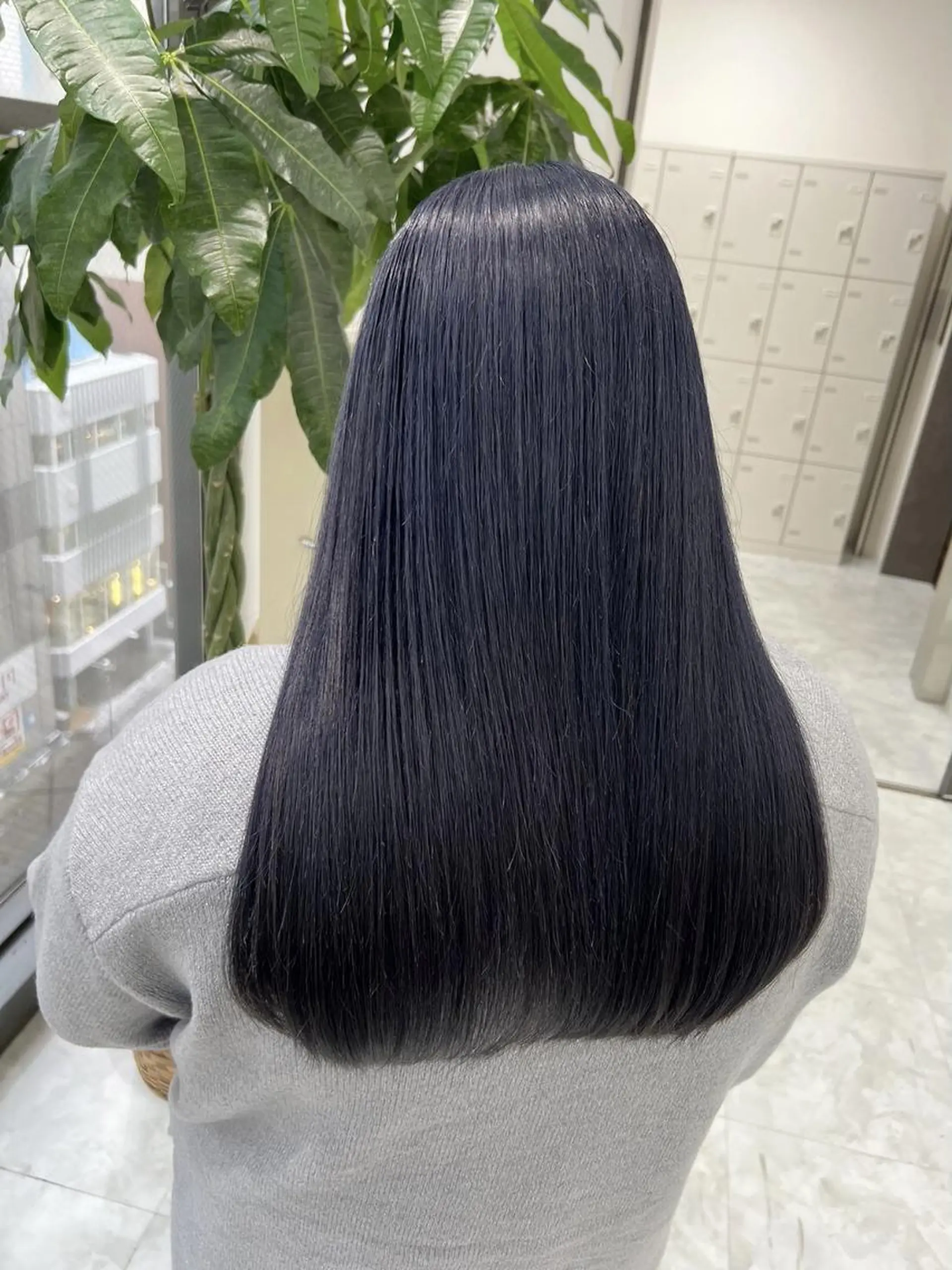 セミロング 🤍韓国寒色カラー 🤍MADOKAのヘアスタイル