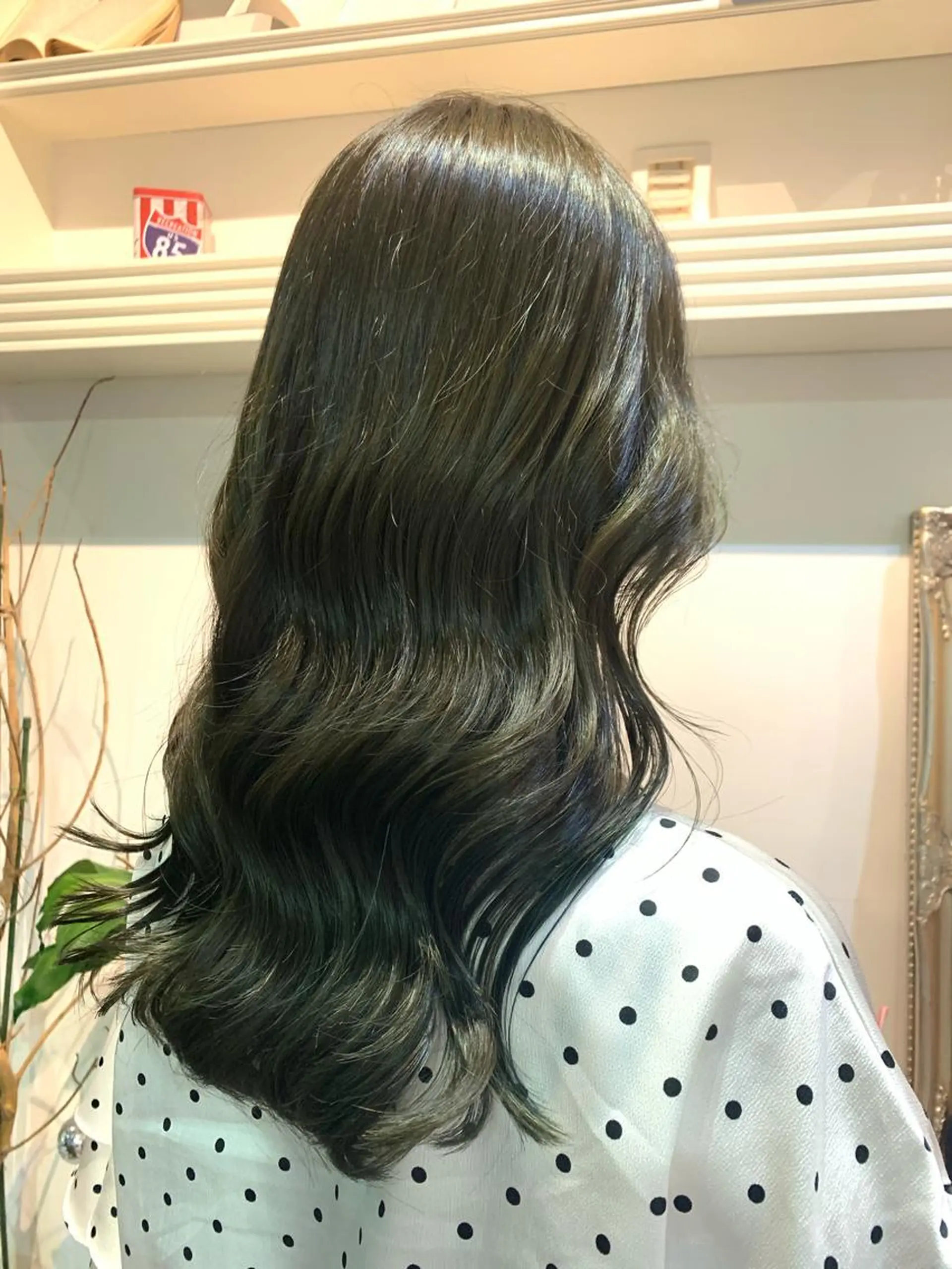 ロング ヘアカラー トリートメント ヘッドスパ ヘアセット 山口 竣也のヘアスタイル