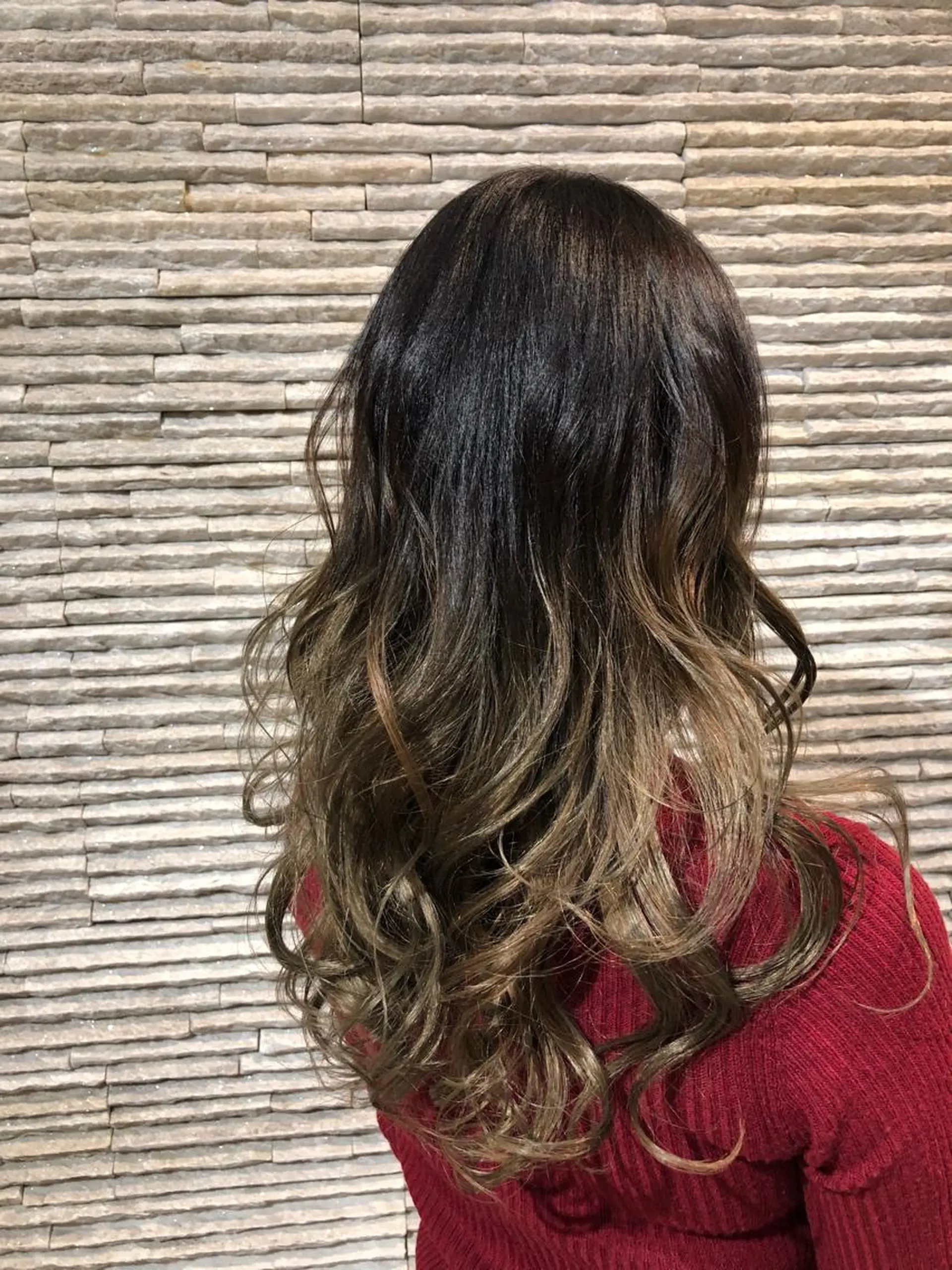 ロング カラー ヘアアレンジ 嶋田 ゆきのヘアスタイル