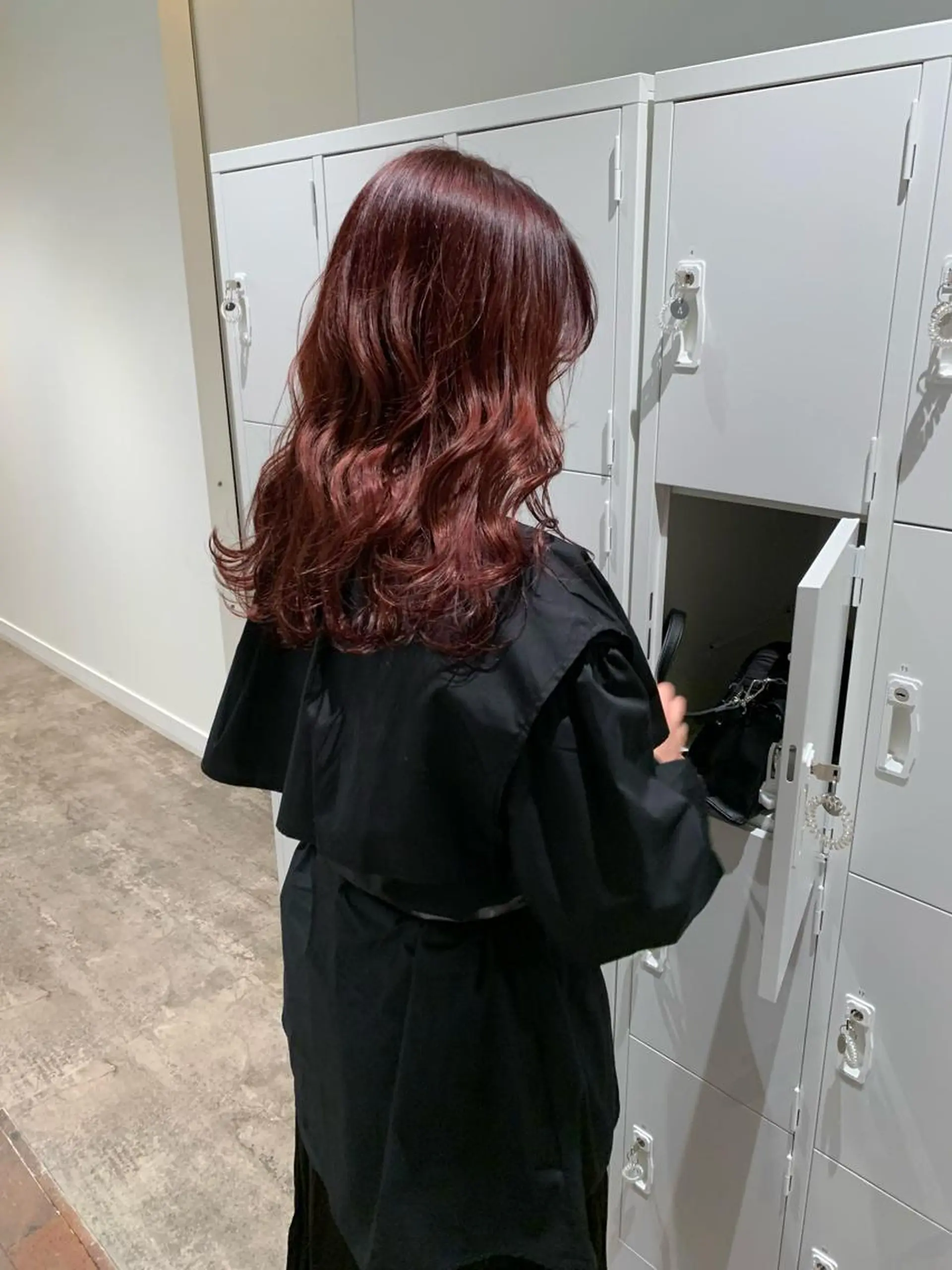 セミロング カラー ブリーチ ブリーチなしカラー ピンクカラー Sill所属・片岡 由依のヘアスタイル