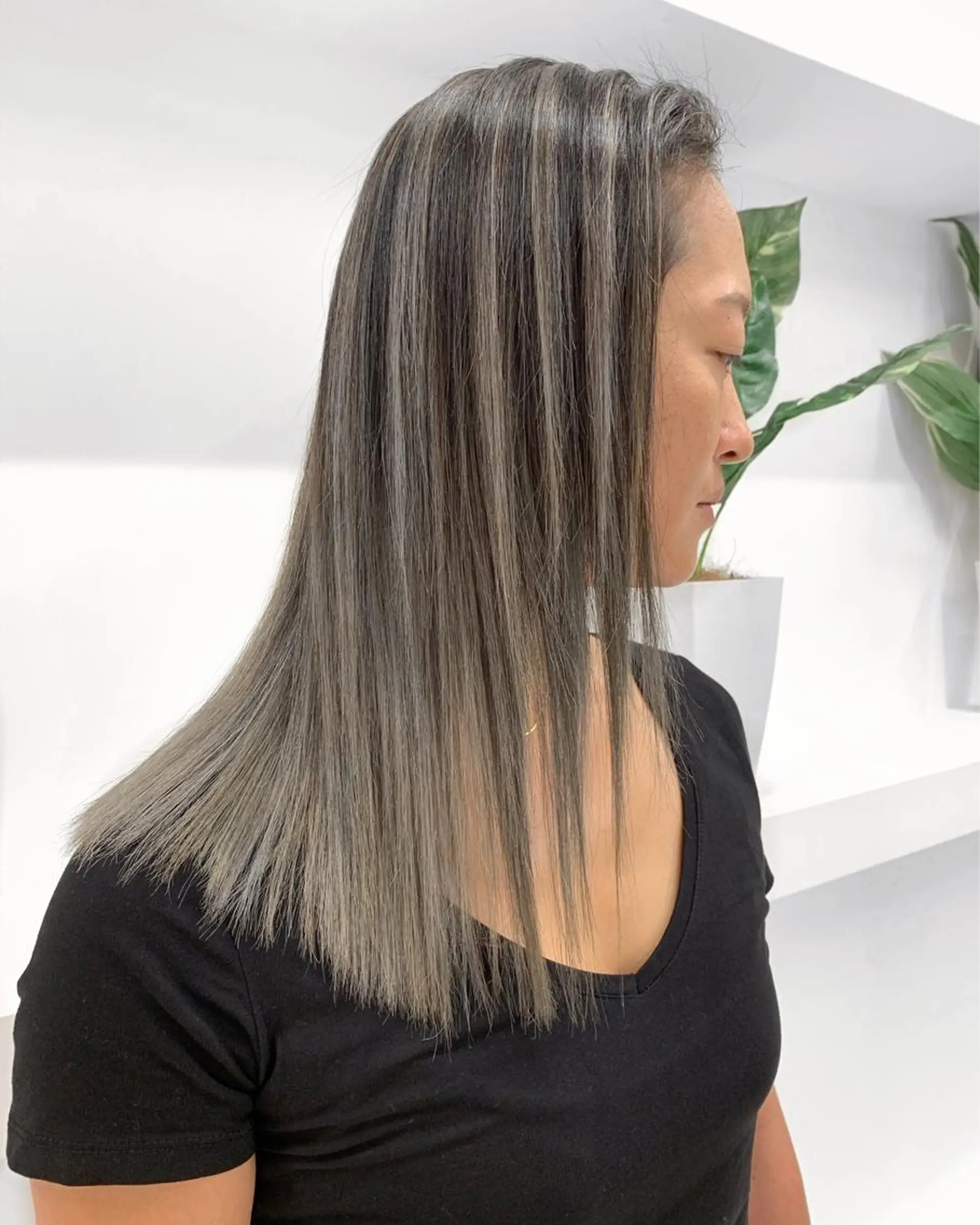 セミロング カラー アクアカラー イルミナカラー 髪質改善 トリートメント カット ヘアカラー トリートメント ヘッドスパ 🌿海外Style・ KOHEIのヘアスタイル
