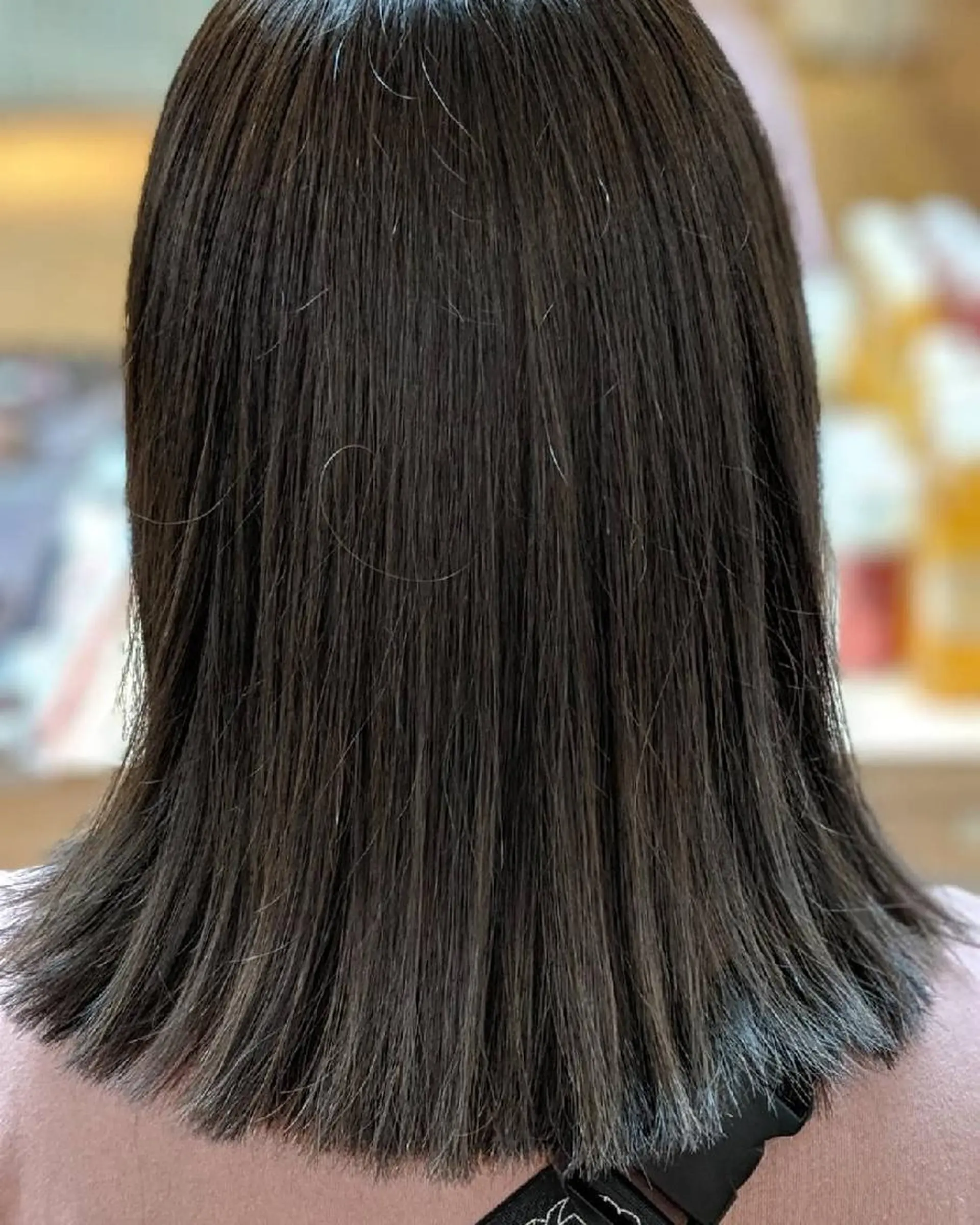 ミディアム 切りっぱなしボブ ボブ カット ヘアカラー アグヘアーヴィズ 永山店所属・菅原 涼のヘアスタイル