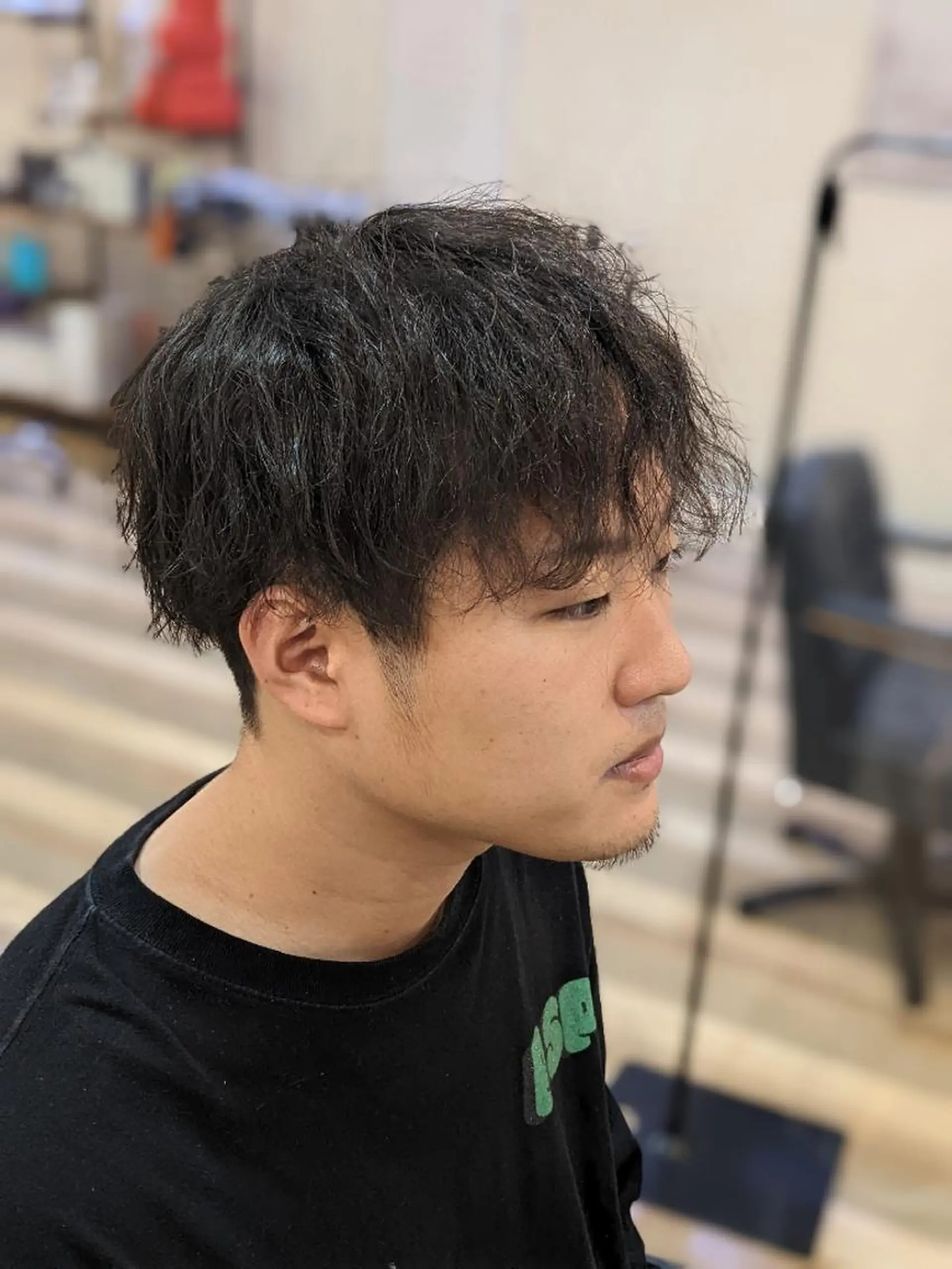 ショート パーマ メンズ アイブロウ マッシュ メンズパーマ ツイストスパイラルパーマ 刈り上げ スパイラルパーマ カット パーマ Russo(ルッソ)所属・こにし/蒲生四丁目 /髪質改善/スパのヘアスタイル