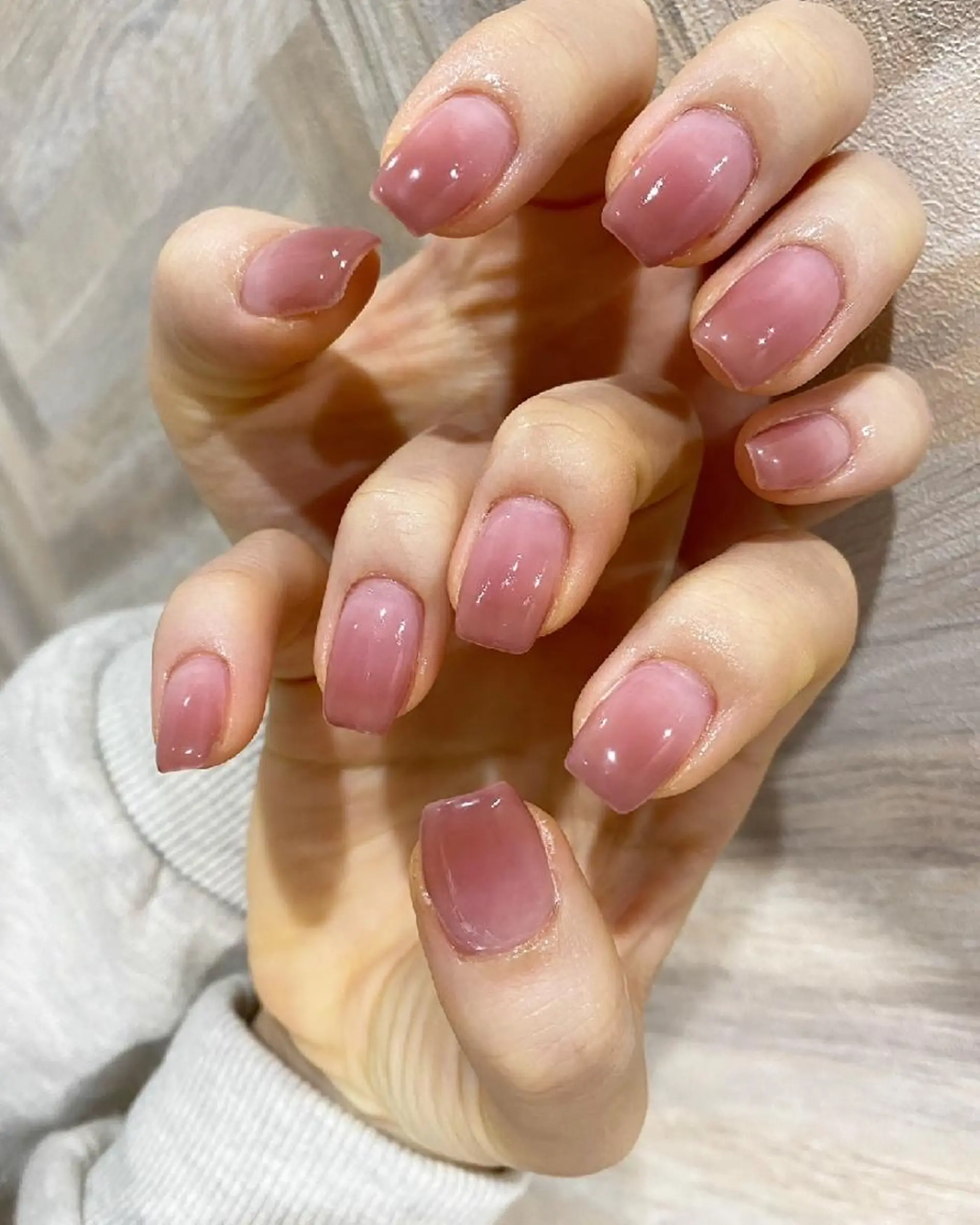 ネイル ジェルネイル グラデーション ワンカラーネイル パラジェル ハンドネイル Miss:R  中津店 所属・稲岡 麻里亜のネイルデザイン