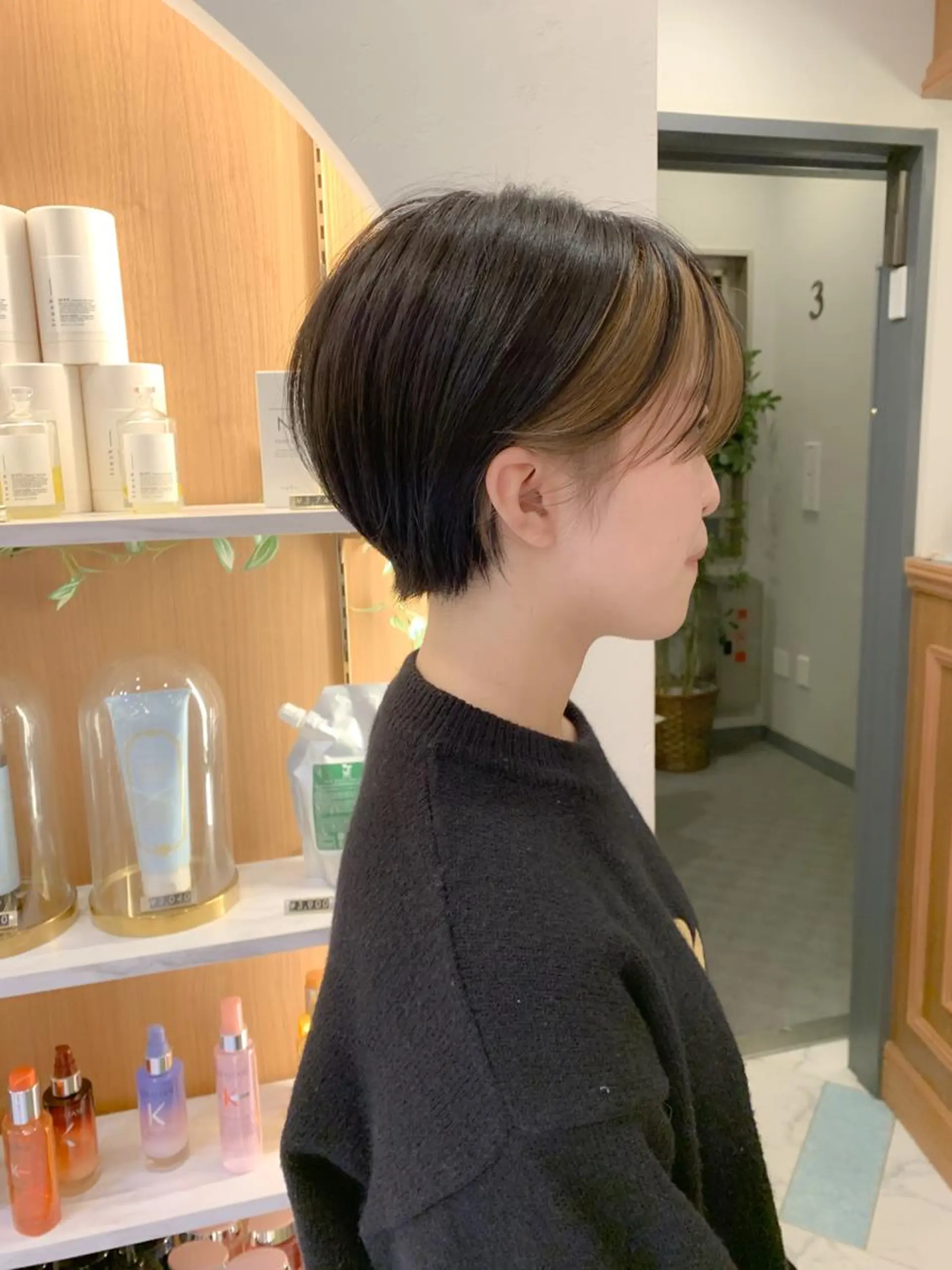 ショート 丸みショート ミストバング ショートヘア カット ヘアカラー トリートメント 紺野紘三 /韓国/ショートのヘアスタイル