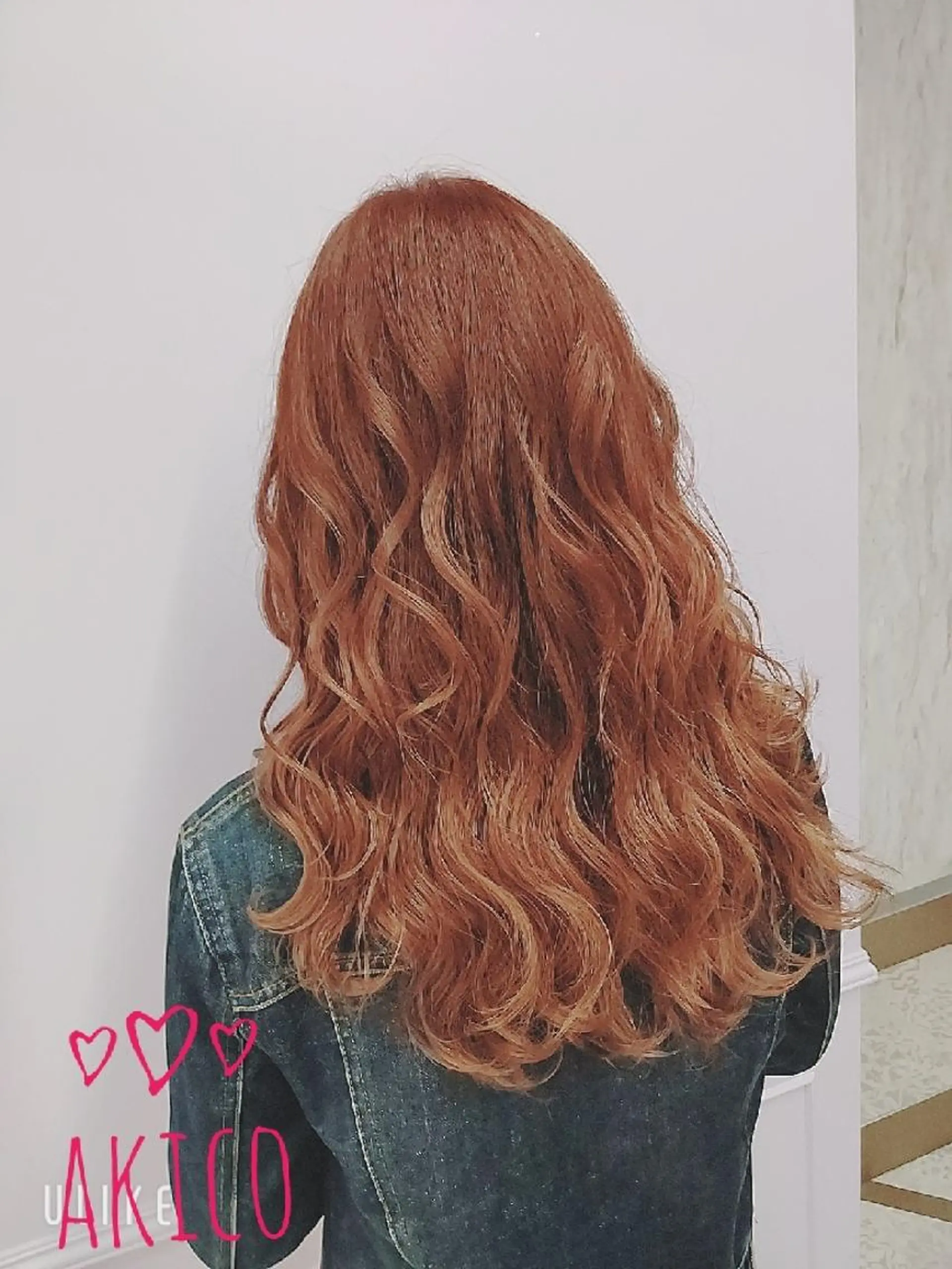 ロング カラー ピンクカラー LUXBE GALLERY なんば駅前店所属・ラックスビーギャラリ ー AKICOのヘアスタイル