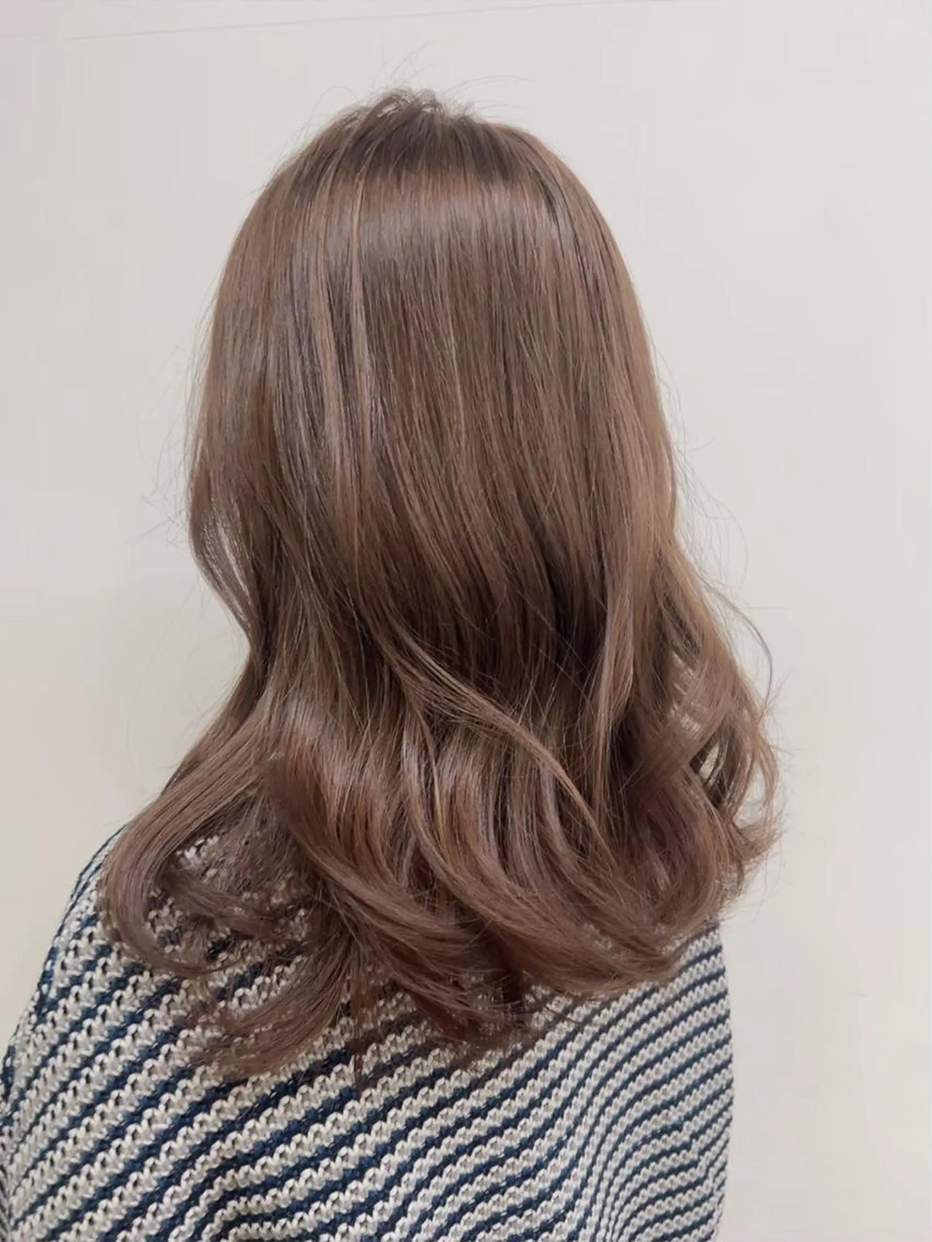 カラー ヘアカラー ハイトーン🤍ブロン ド🤍MISAKIのヘアスタイル
