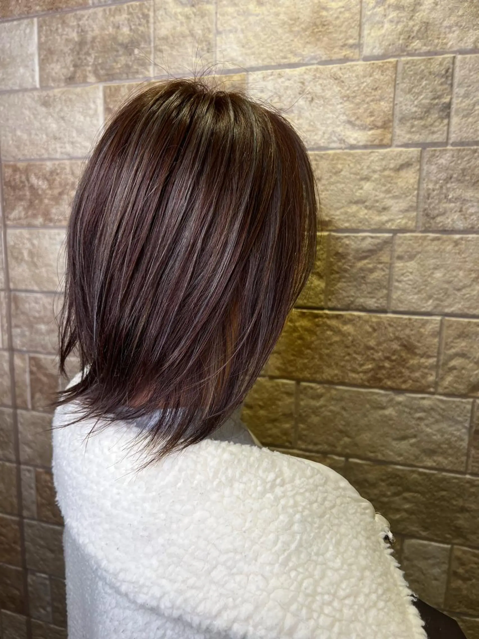ミディアム カラー ハイライトカラー ハイライト SEA BELLE YASUのヘアスタイル
