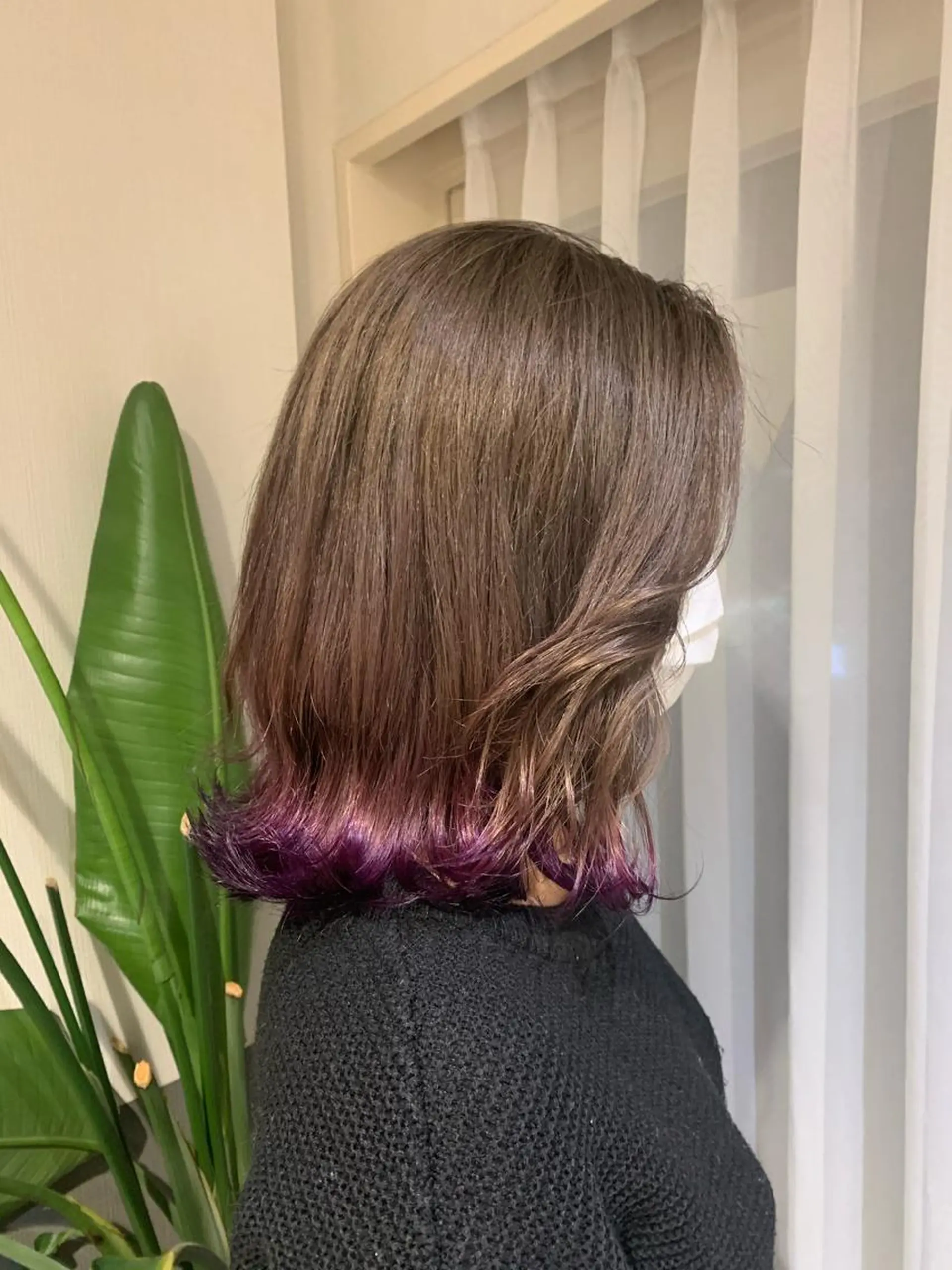 ミディアム カラー パープルカラー Eleanor 立川北口のヘアスタイル