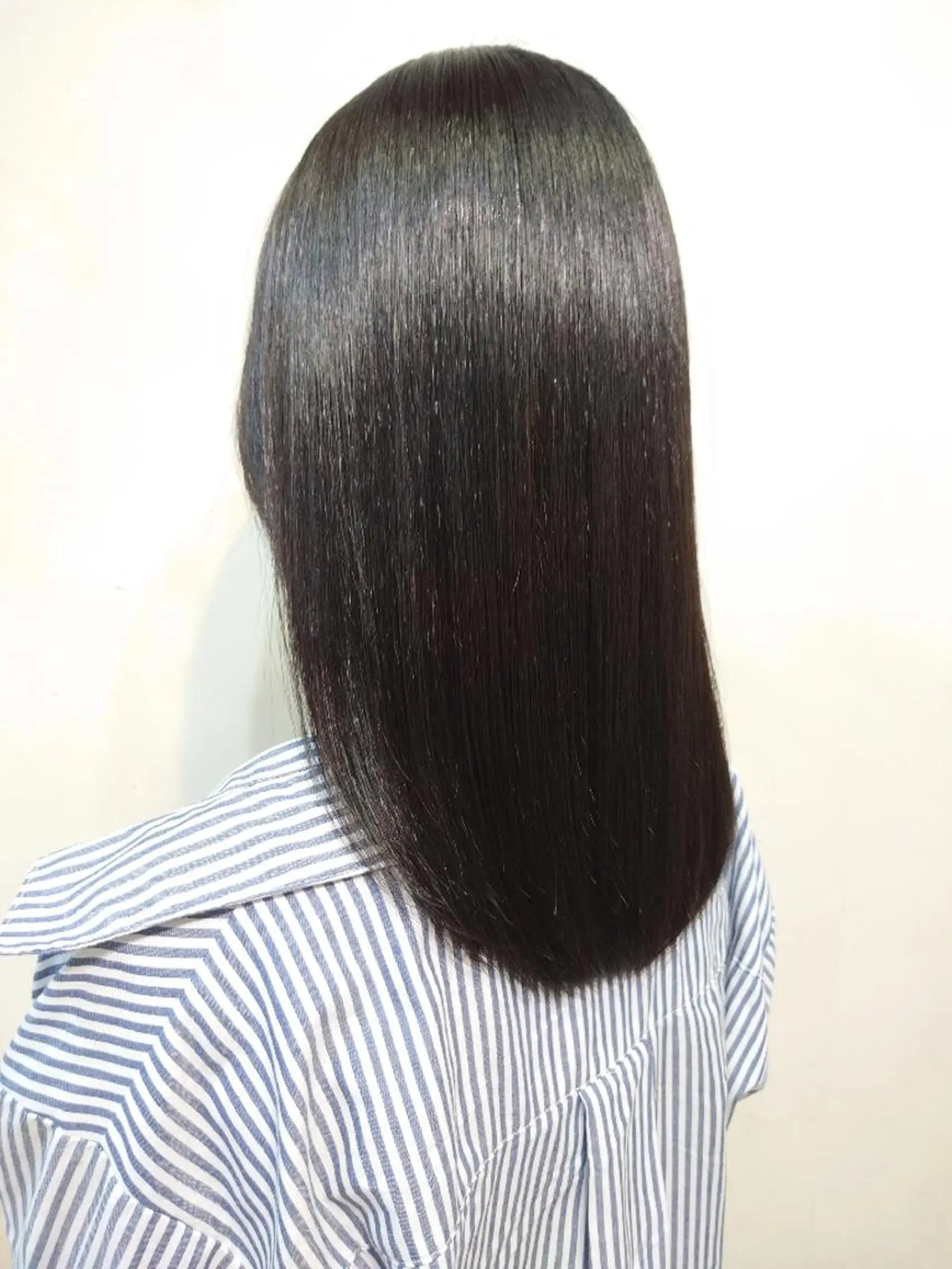 セミロング ブリーチ/ 髪質改善/RYOのヘアスタイル