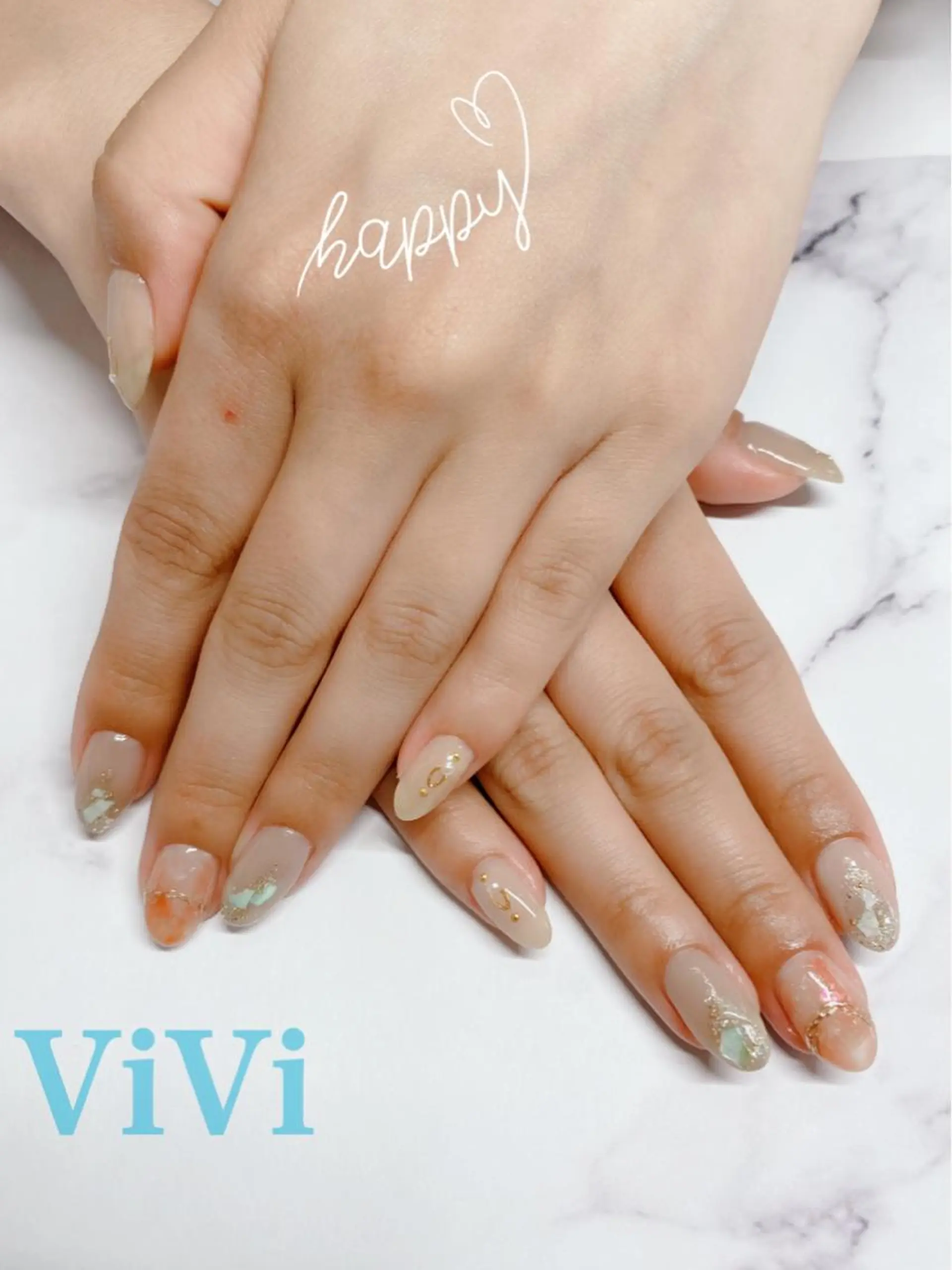 ネイル ハンドネイル nailsalon ViViのネイルデザイン