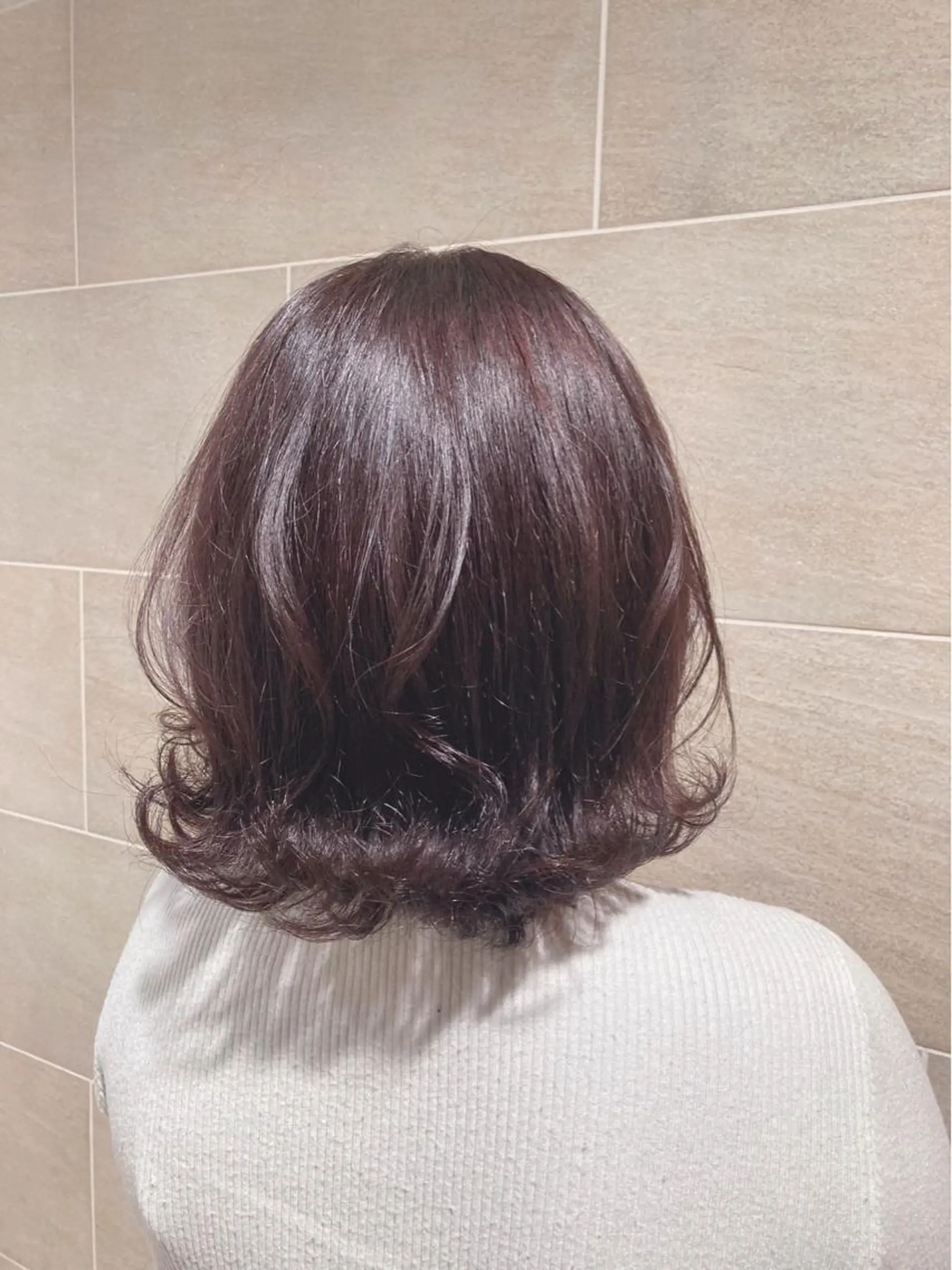 ミディアム カラー ヘアカラー 宮原 佳苗のヘアスタイル
