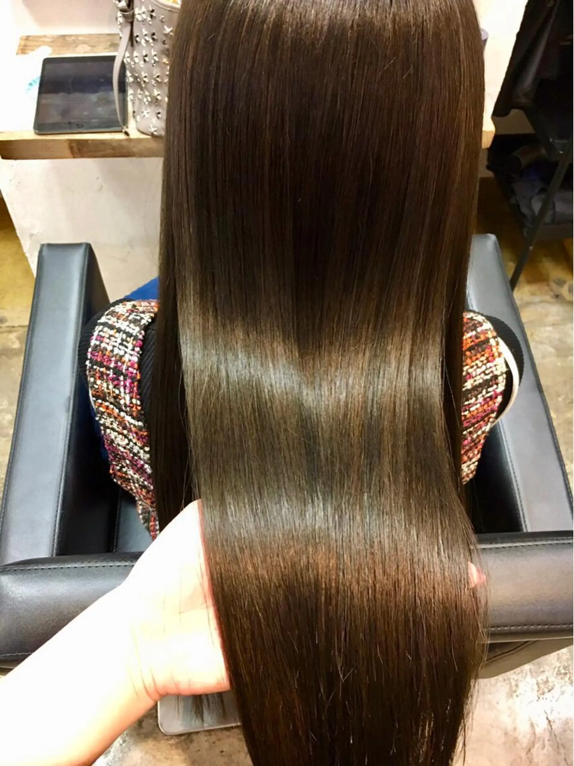 ロング カラー 💎耳ツボジュエリー 髪質改善🌙土屋桃佳のヘアスタイル